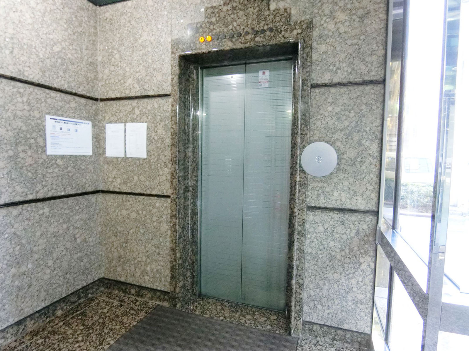エレベーター(1基)