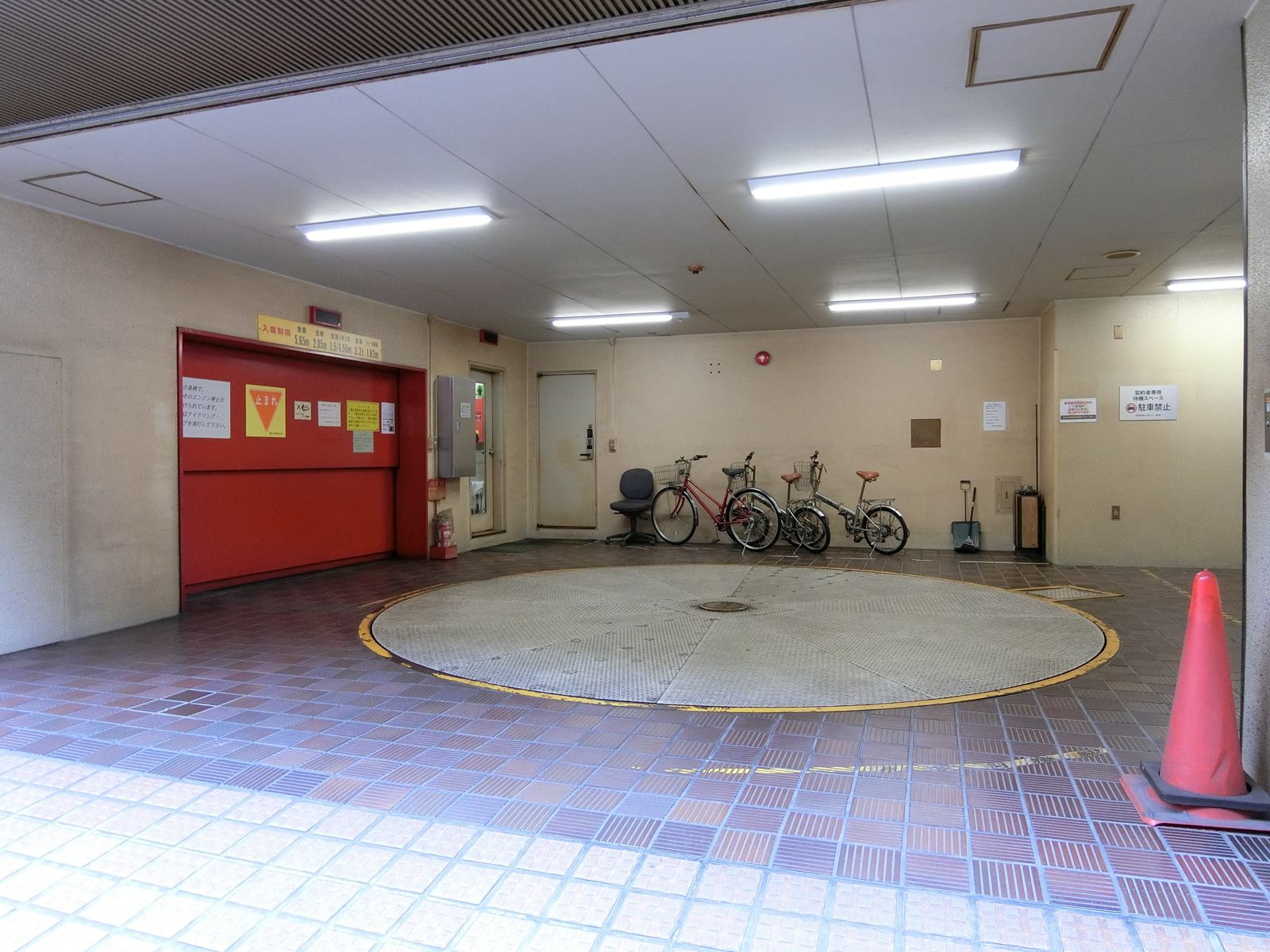 駐車場