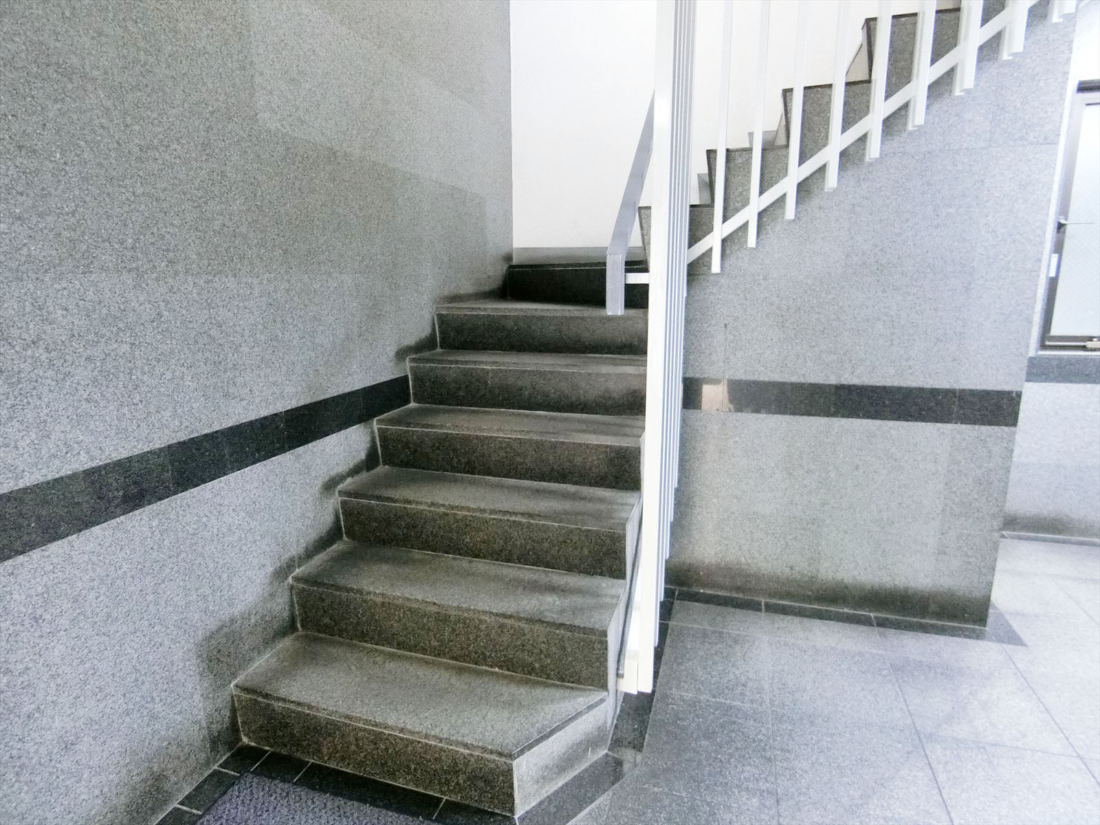 内階段