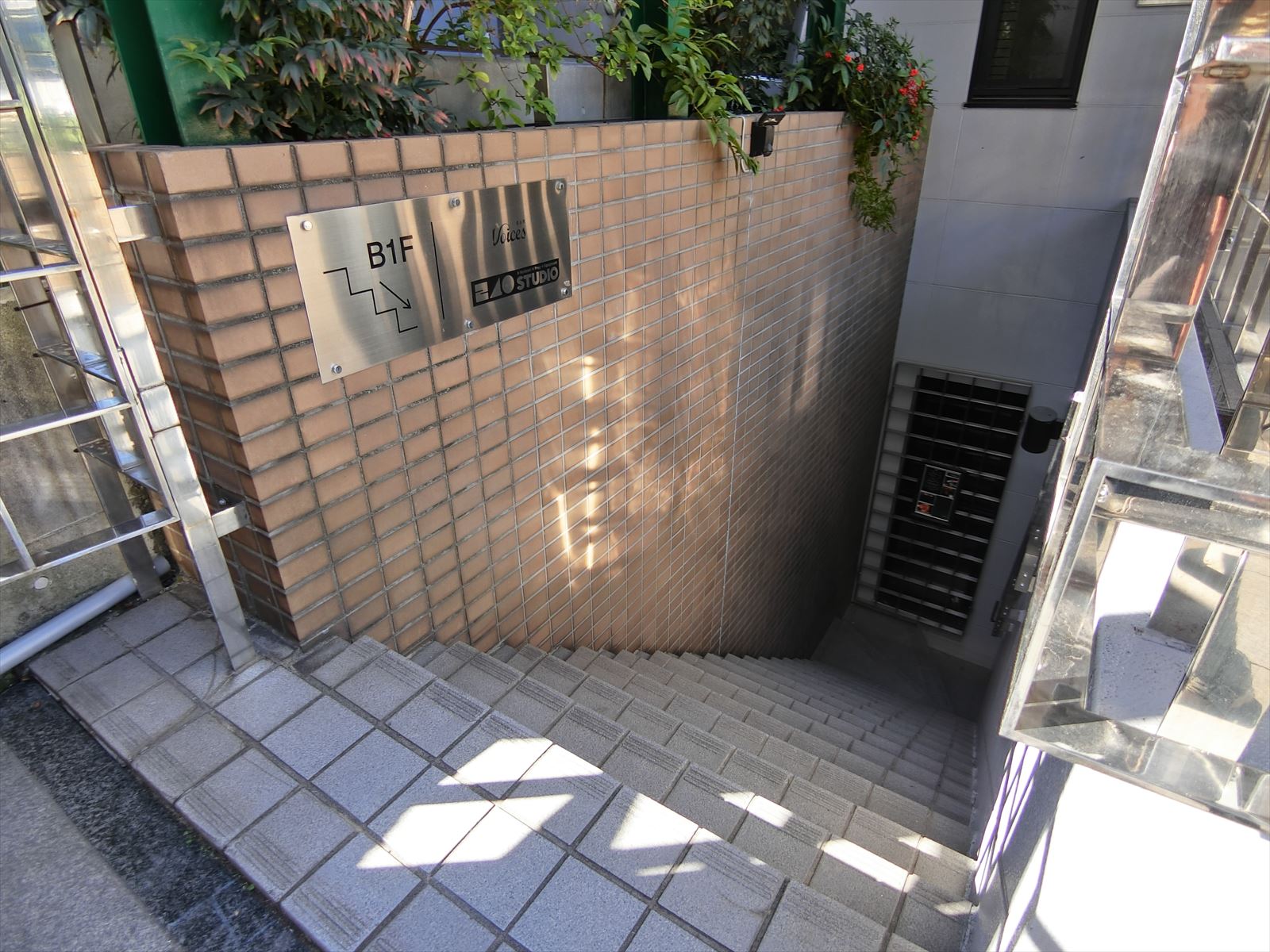 地下への階段