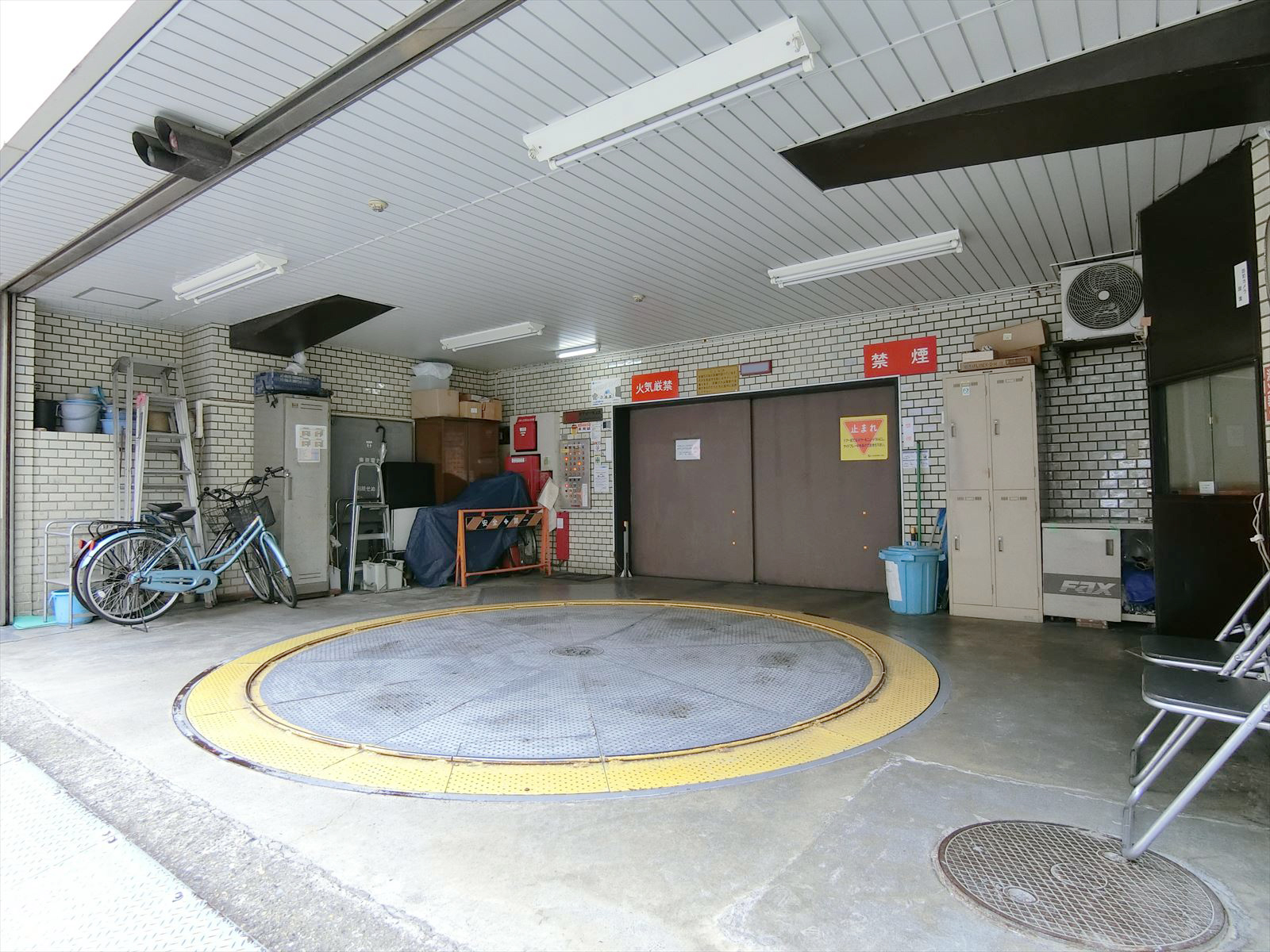 駐車場