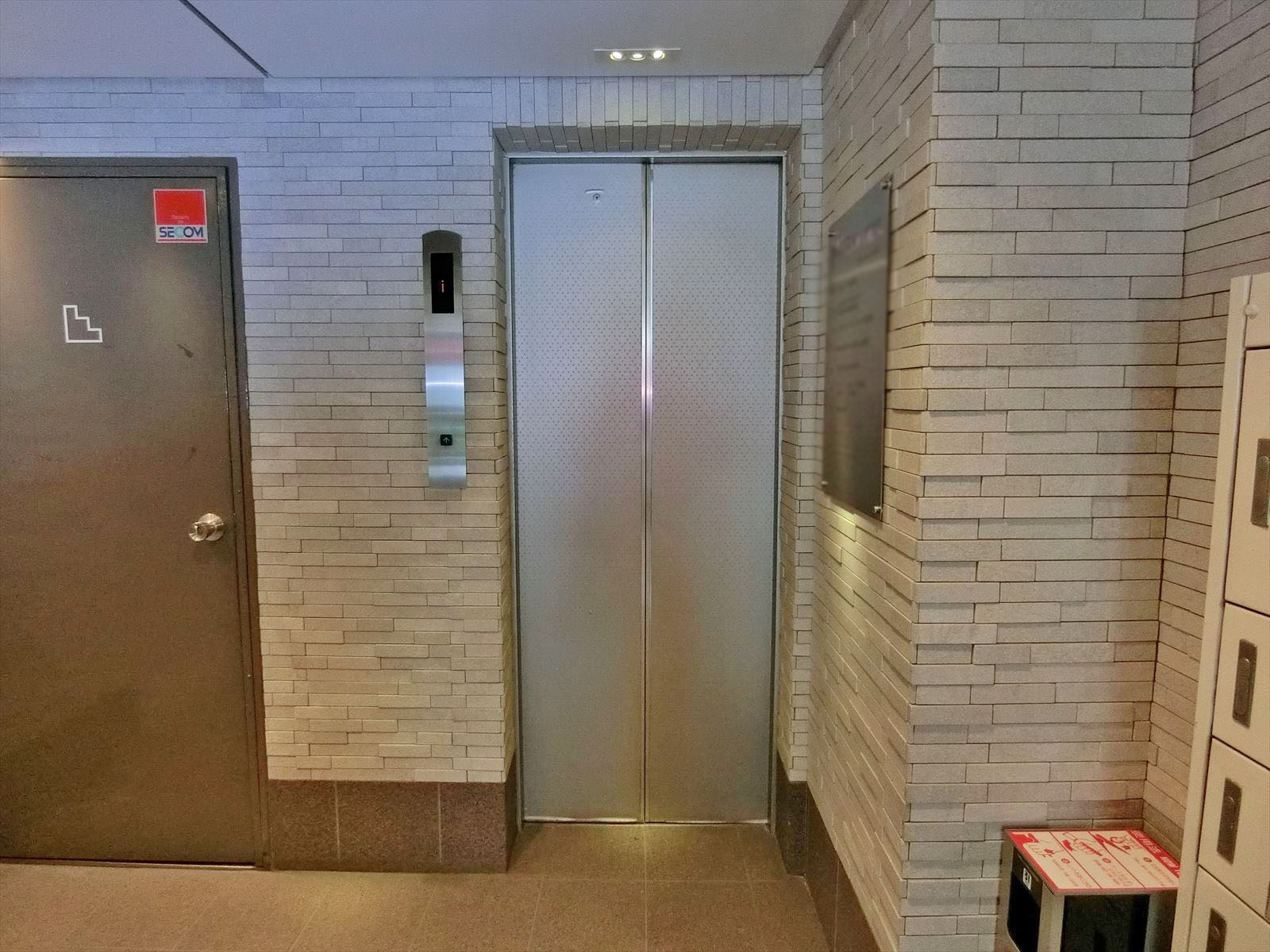 エレベーター
