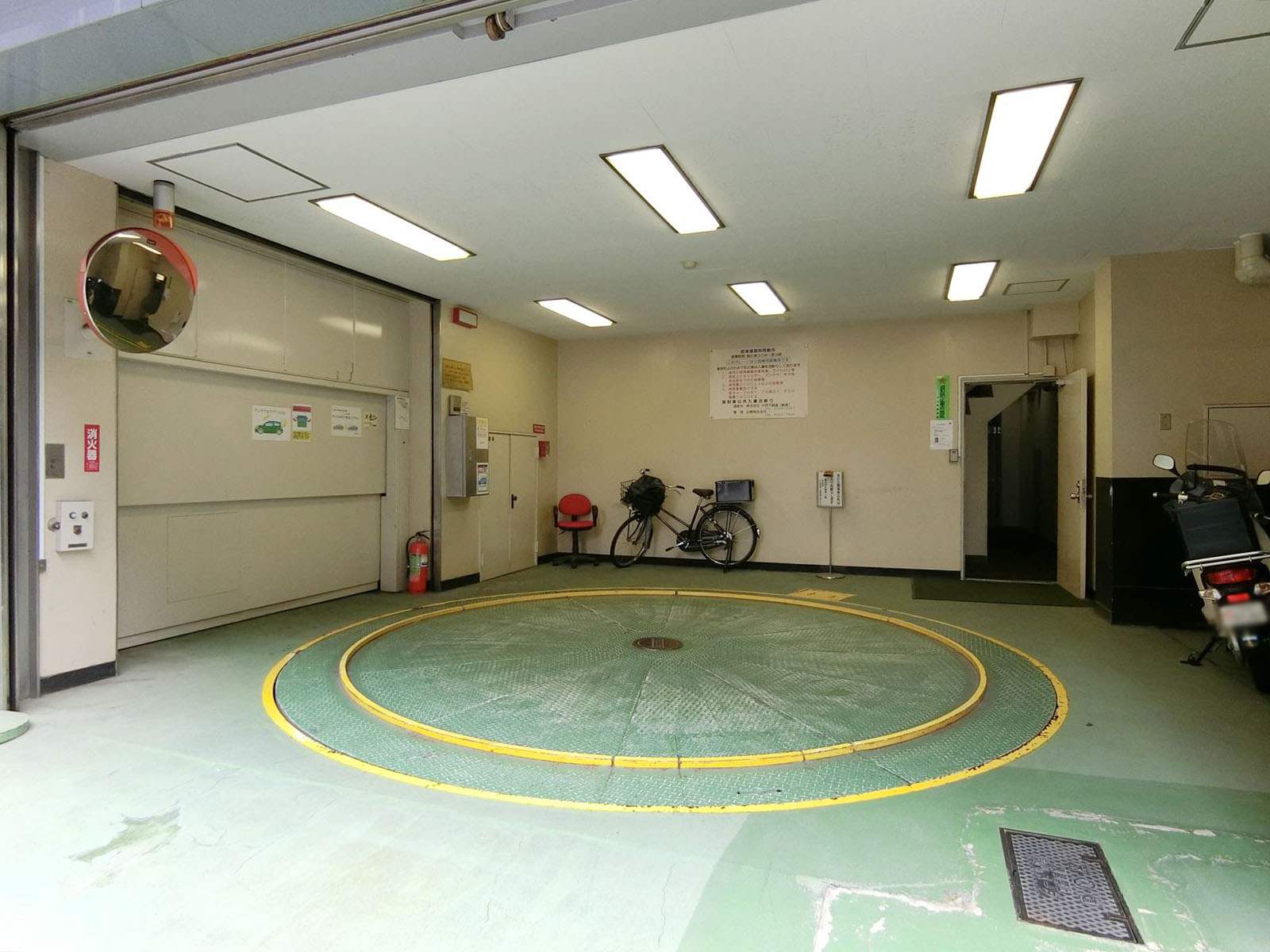 駐車場