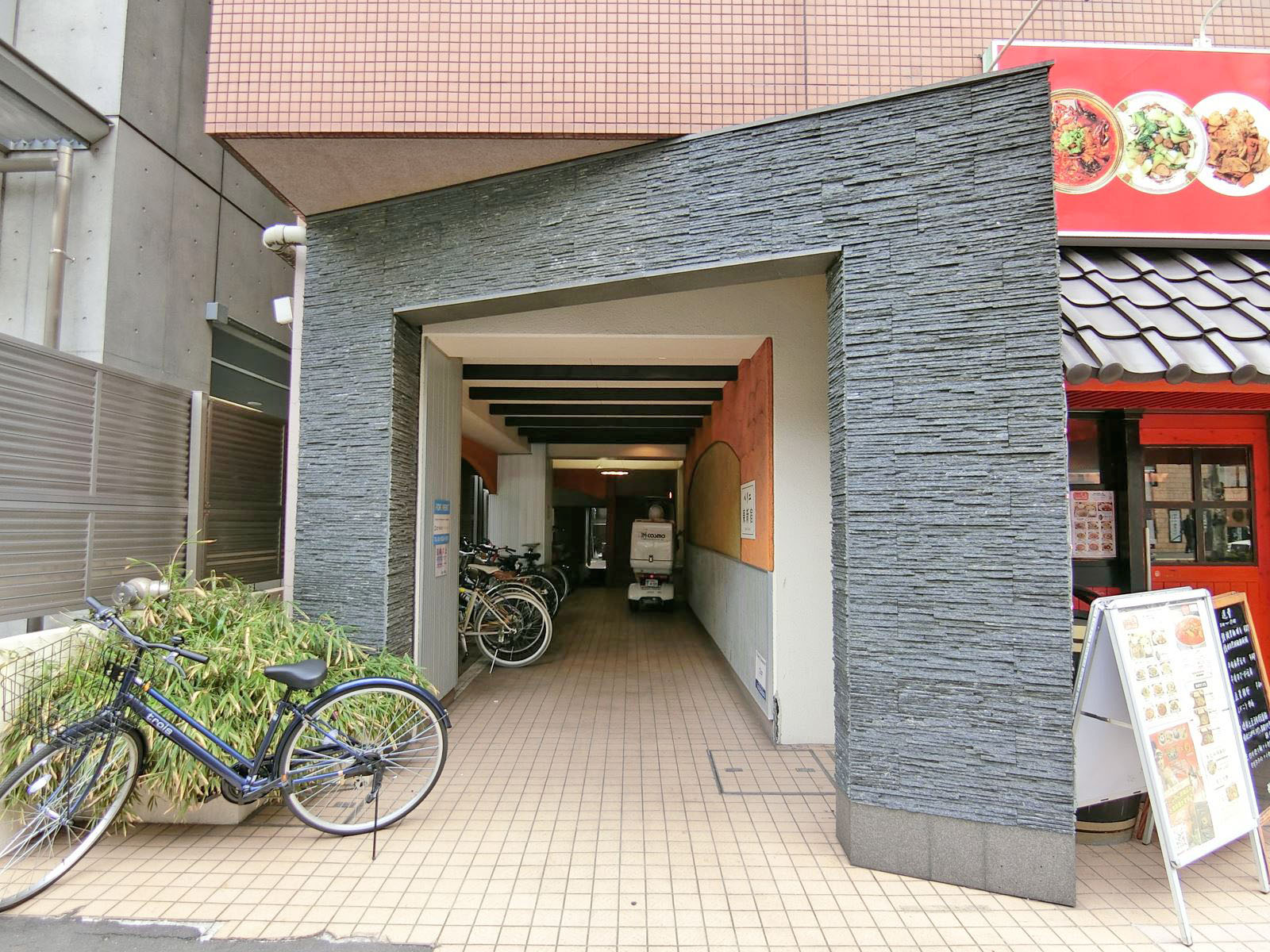 オフィス出入り口