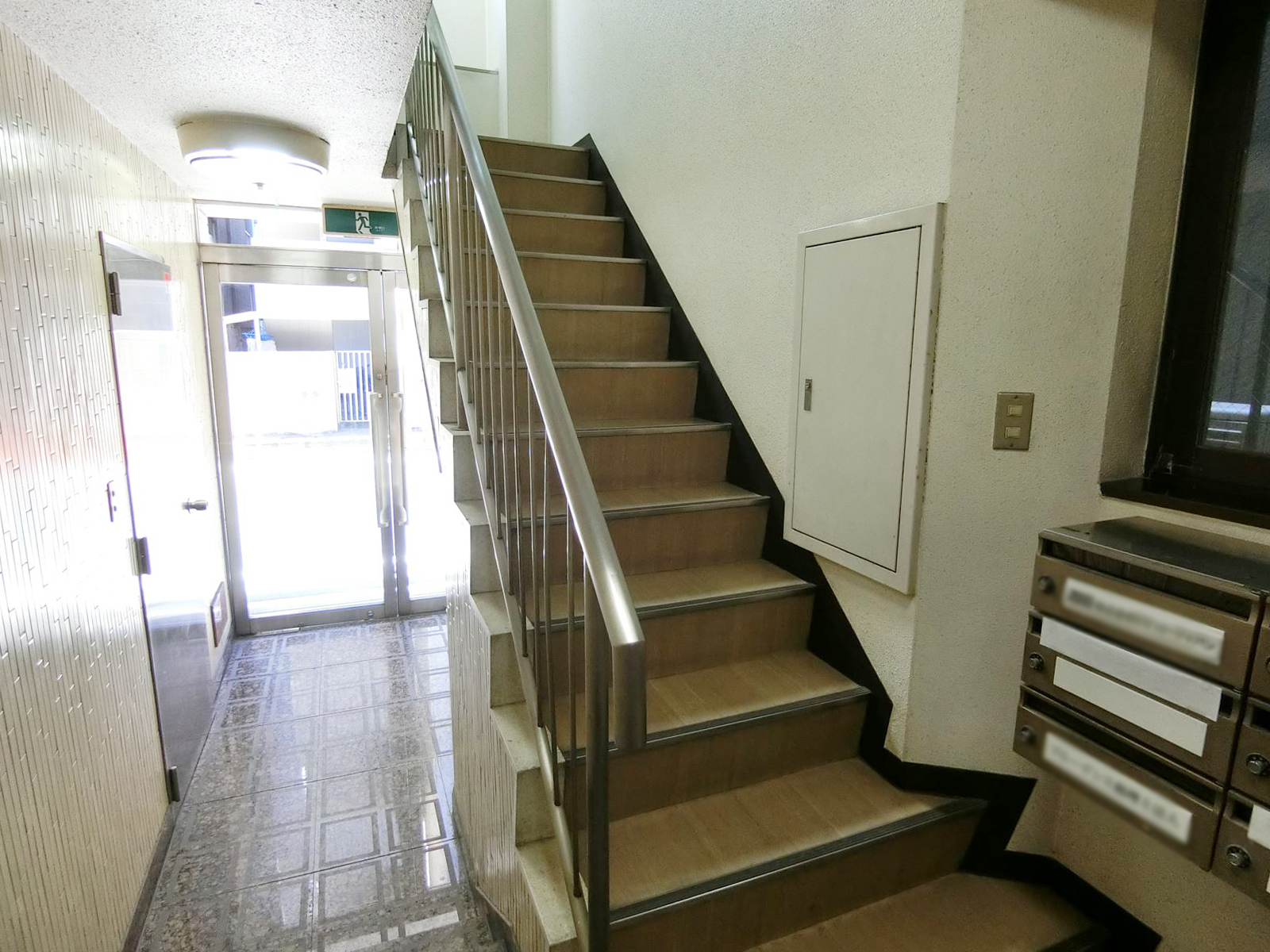 内階段