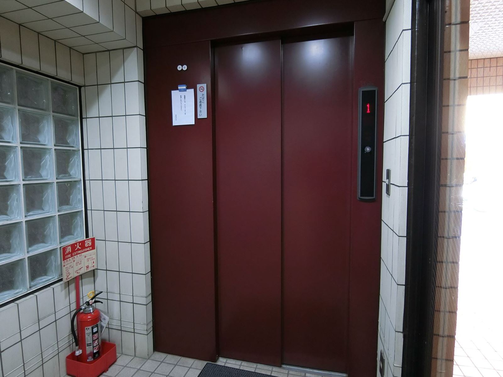 エレベーター