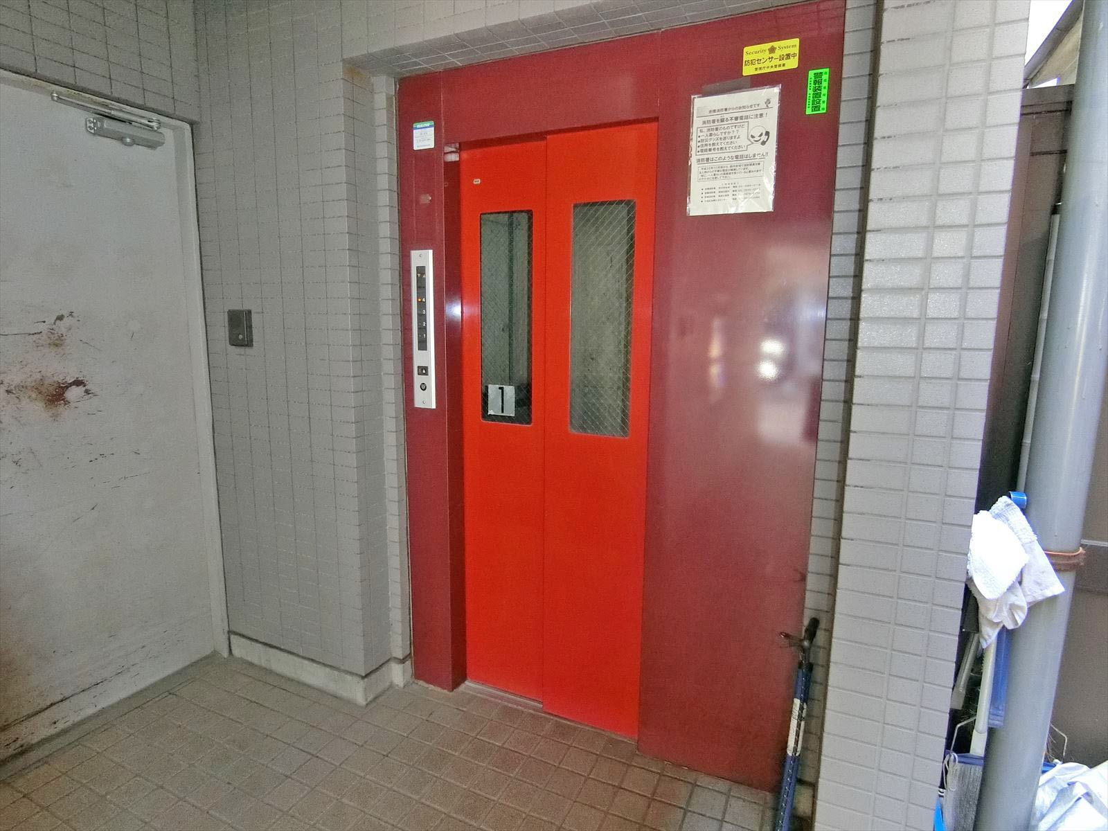 エレベーター