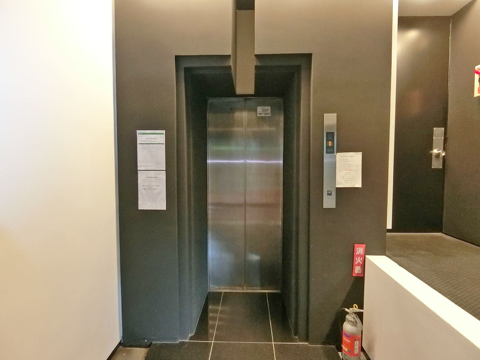 エレベーター