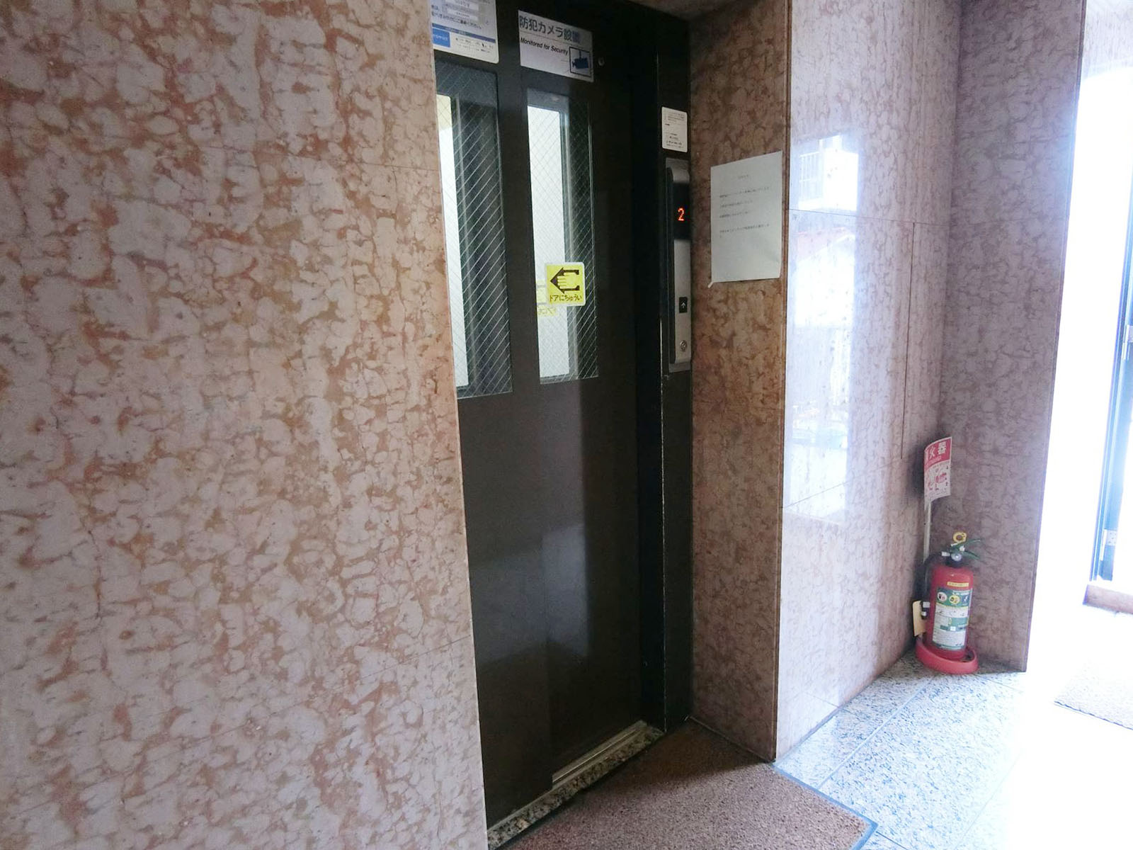 エレベーター