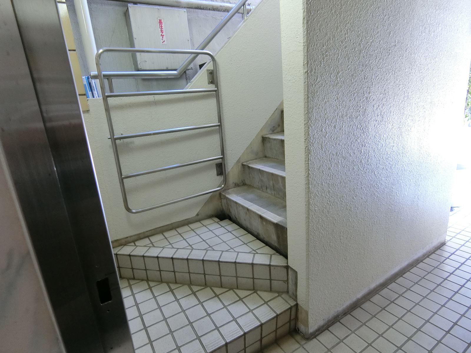 内階段