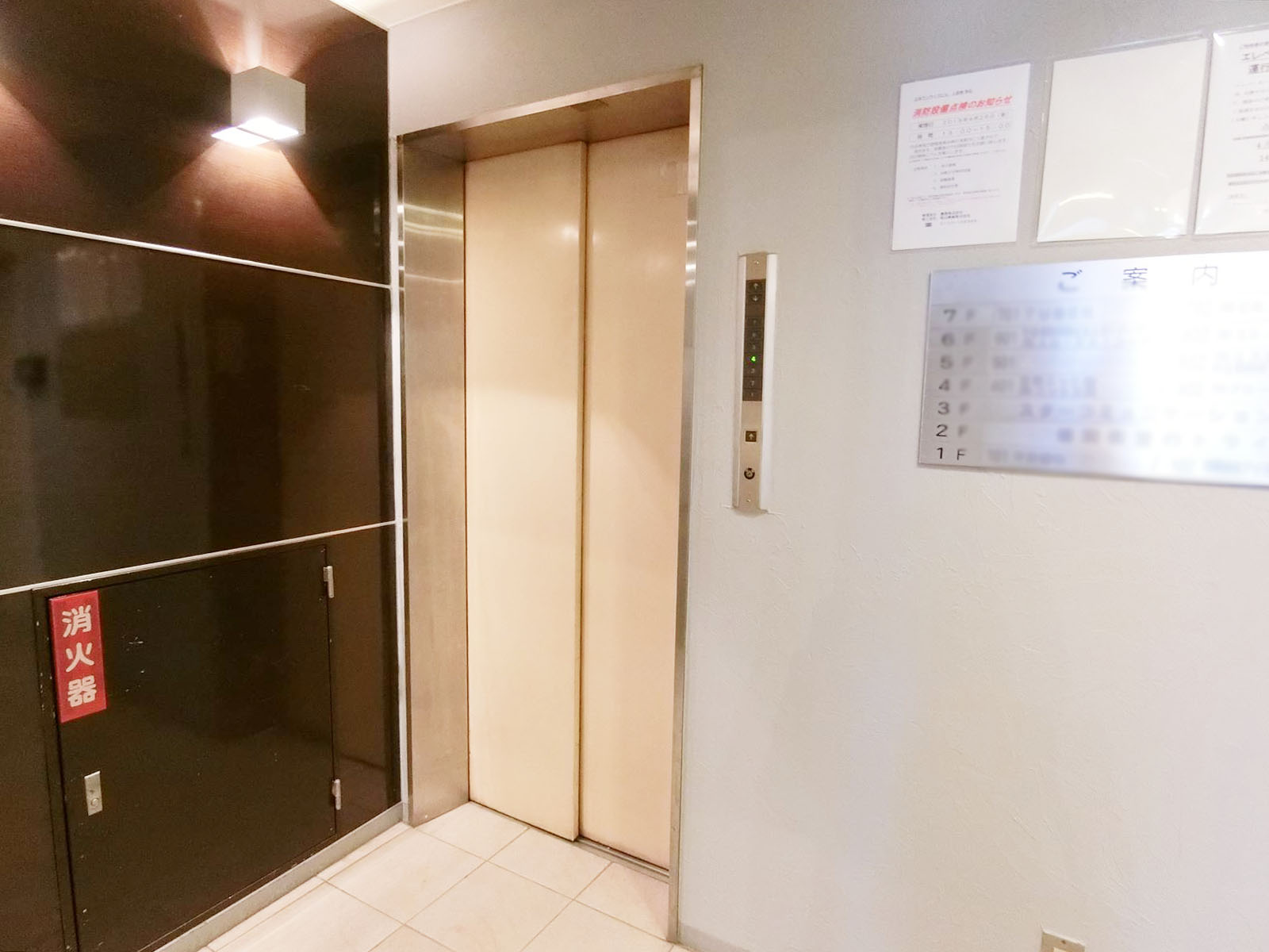 エレベーター