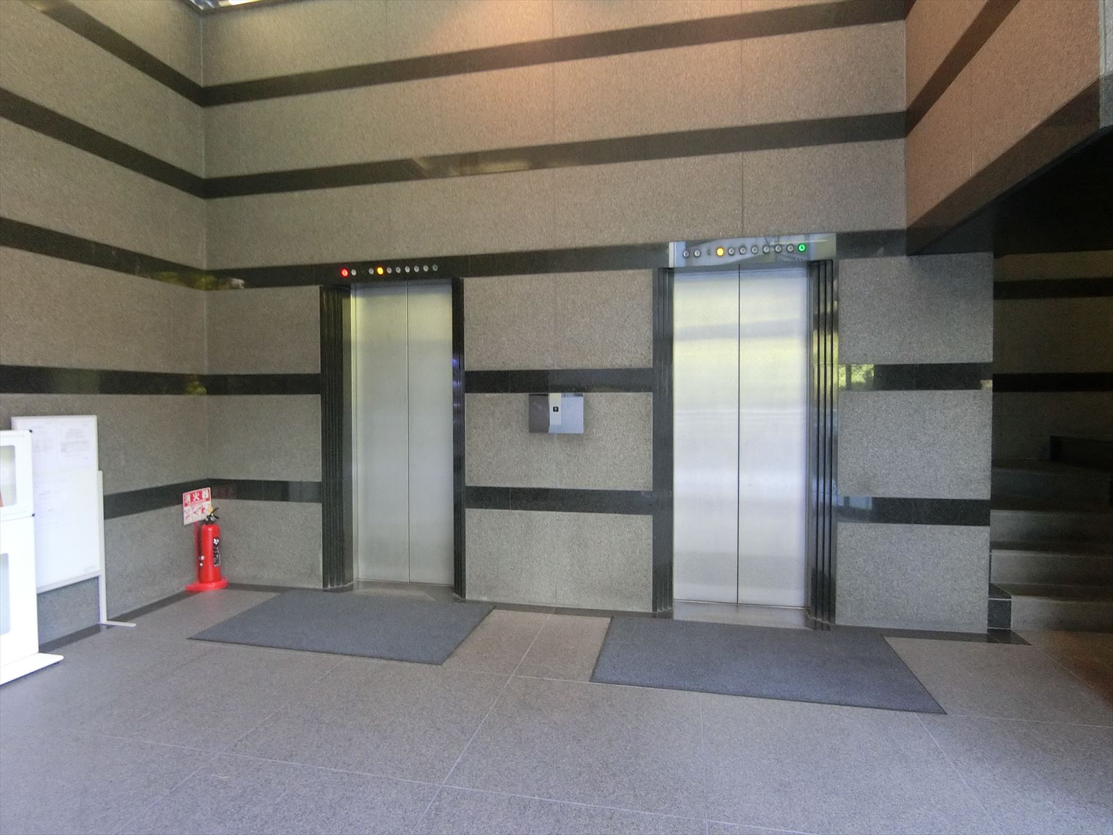 エレベーター