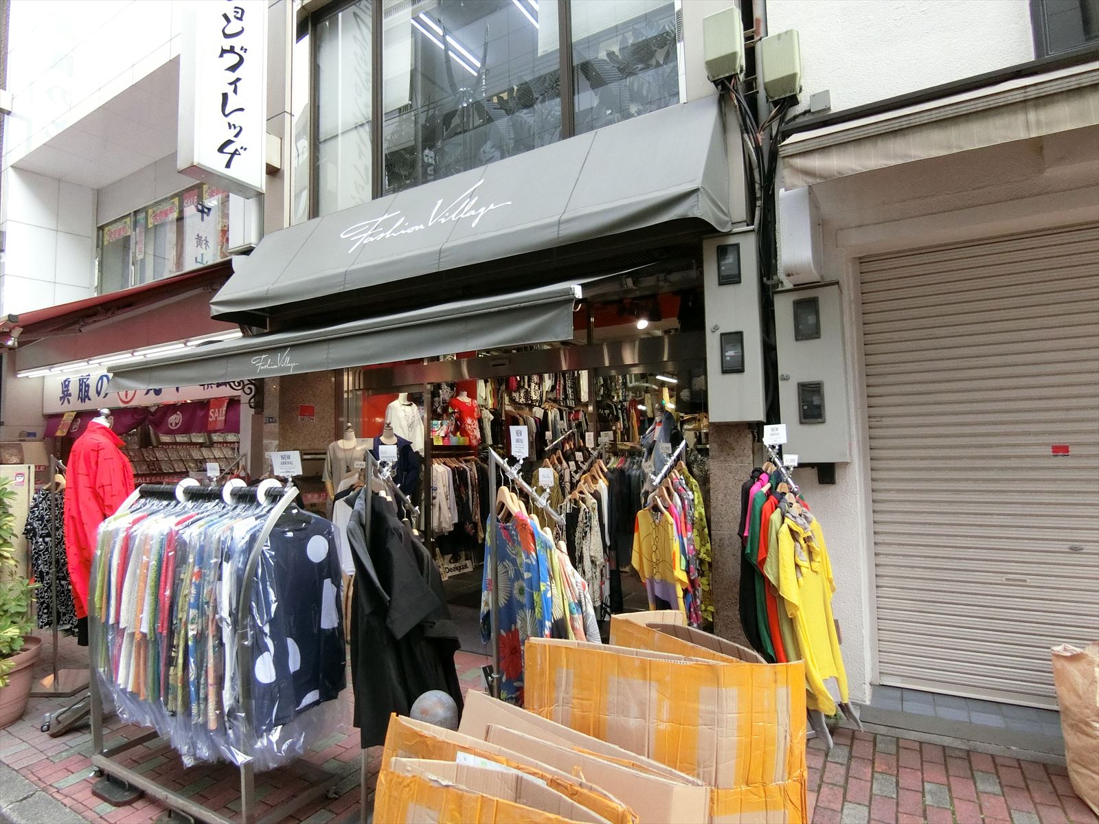 1階の洋服店
