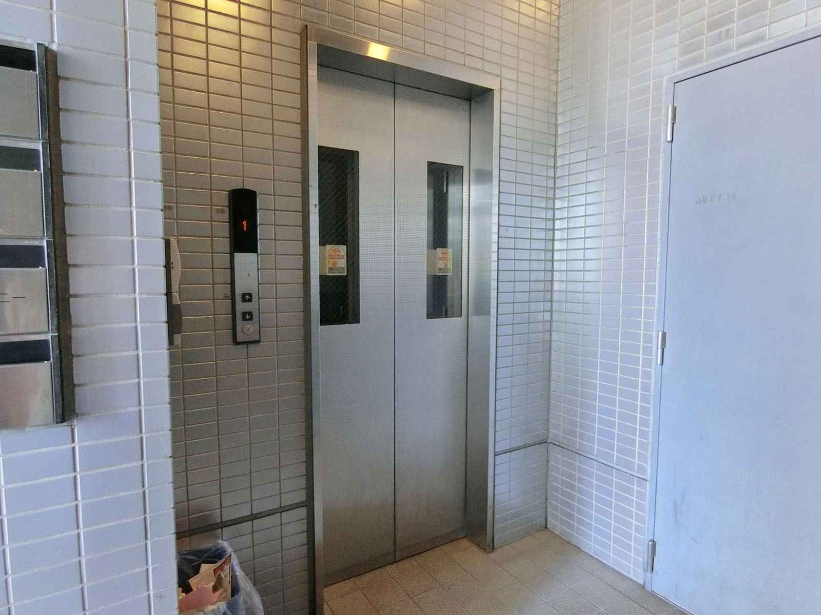 エレベーター