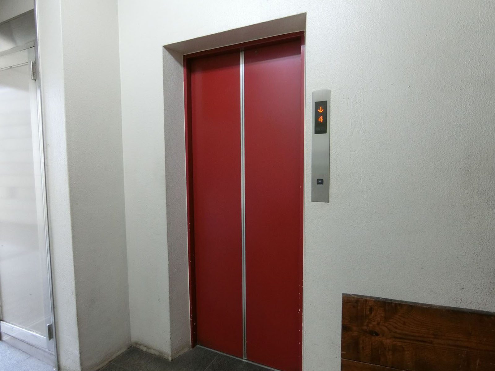 エレベーター