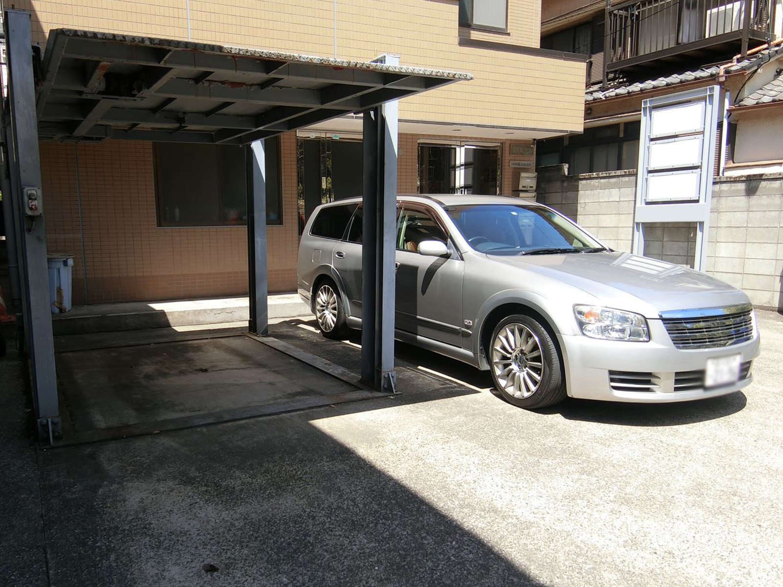 駐車場