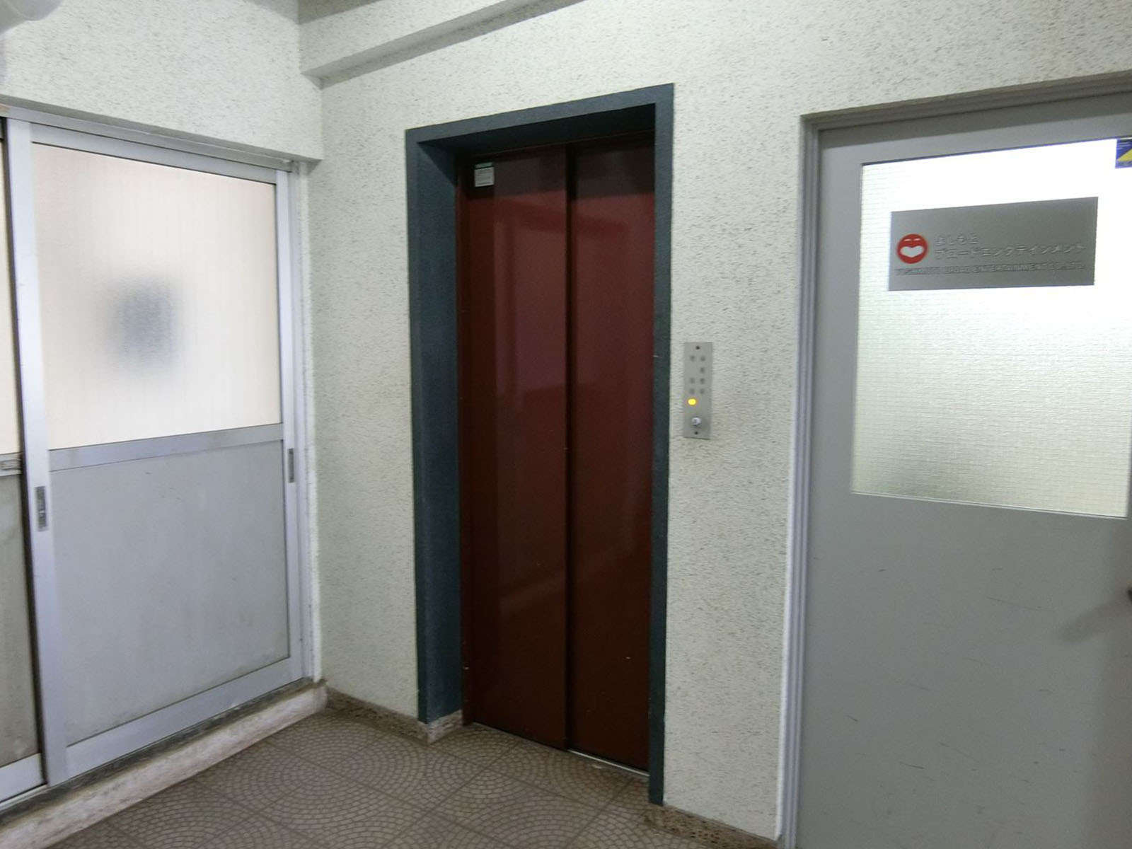 エレベーター