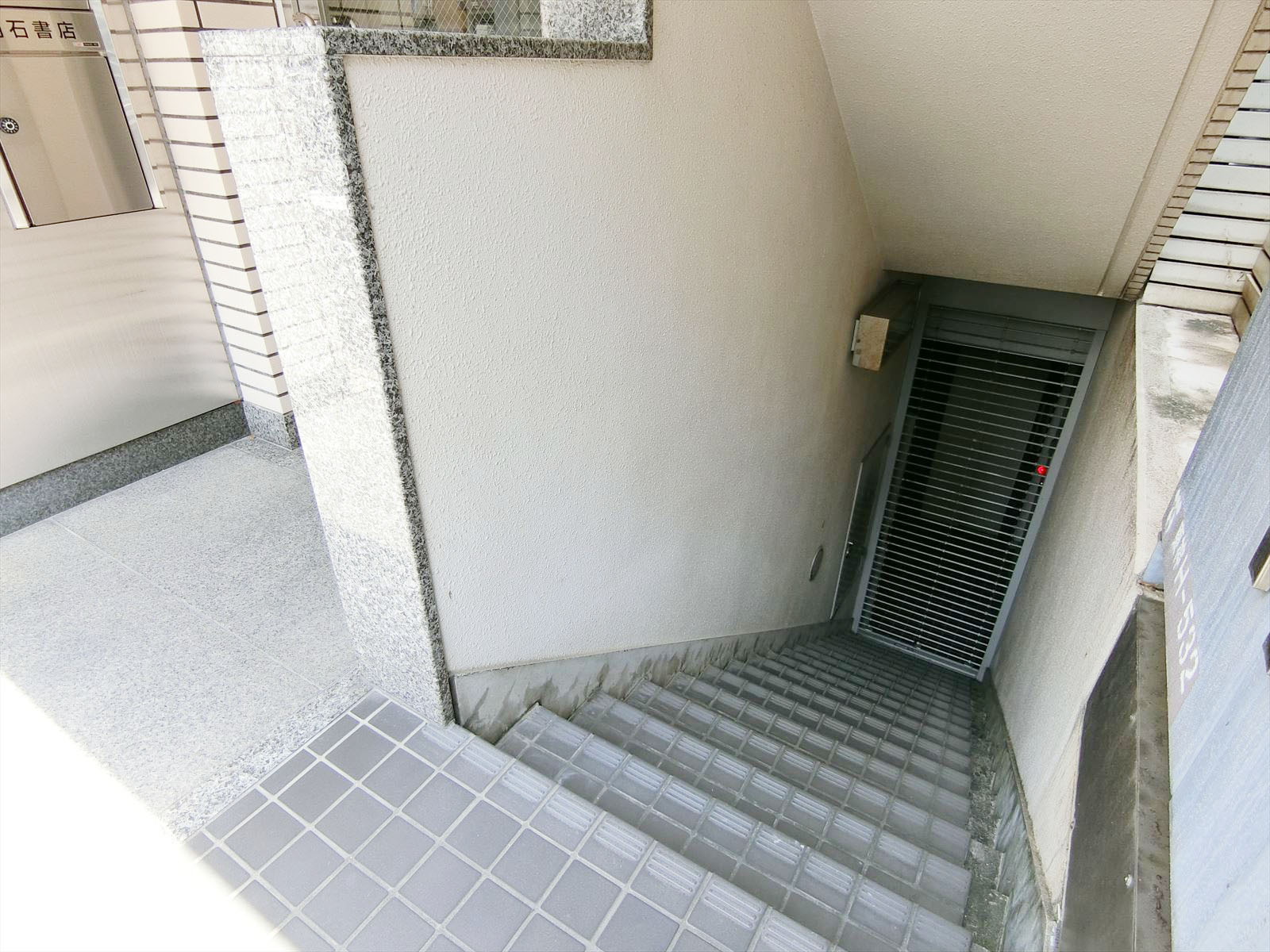 地下への階段