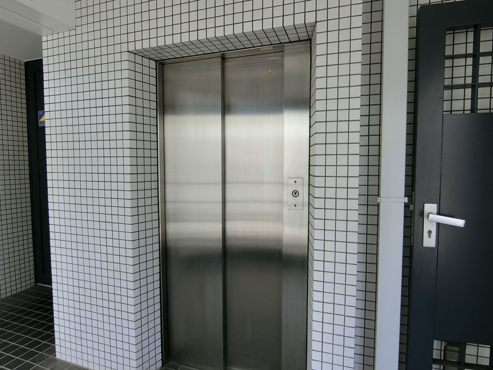 エレベーター