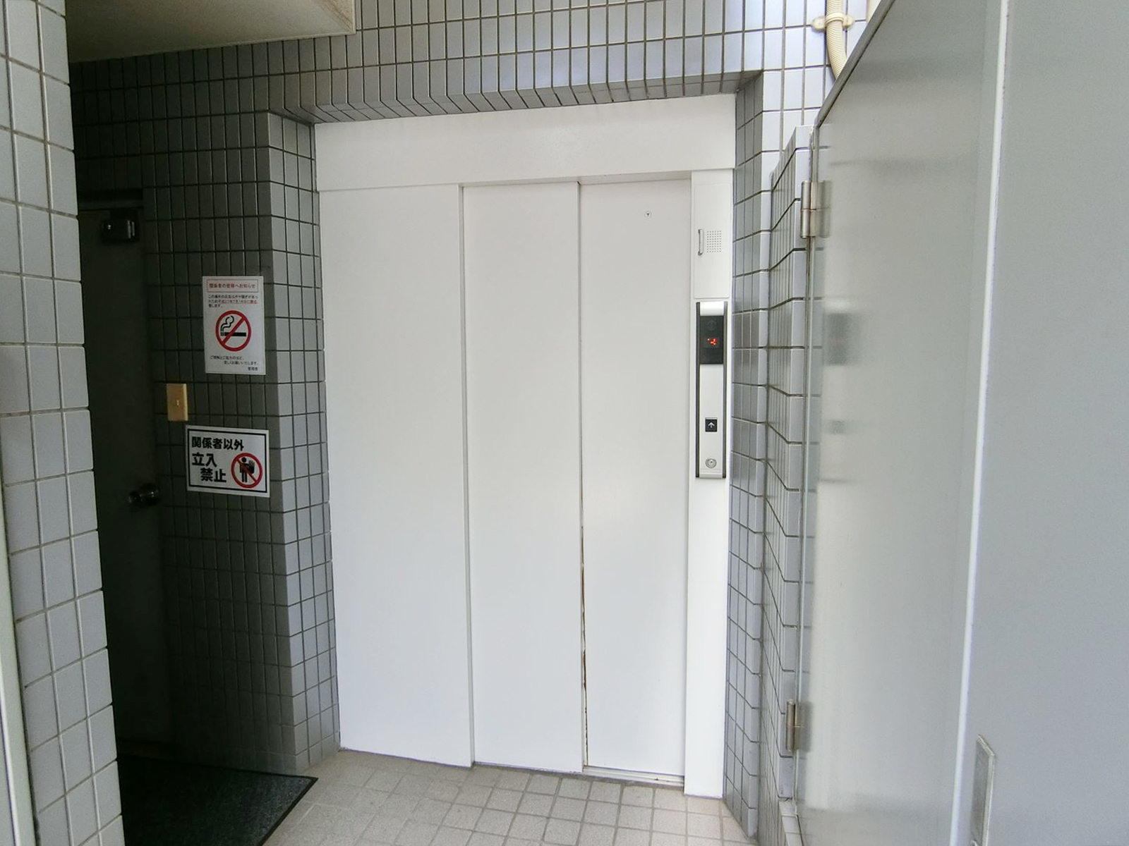 エレベーター