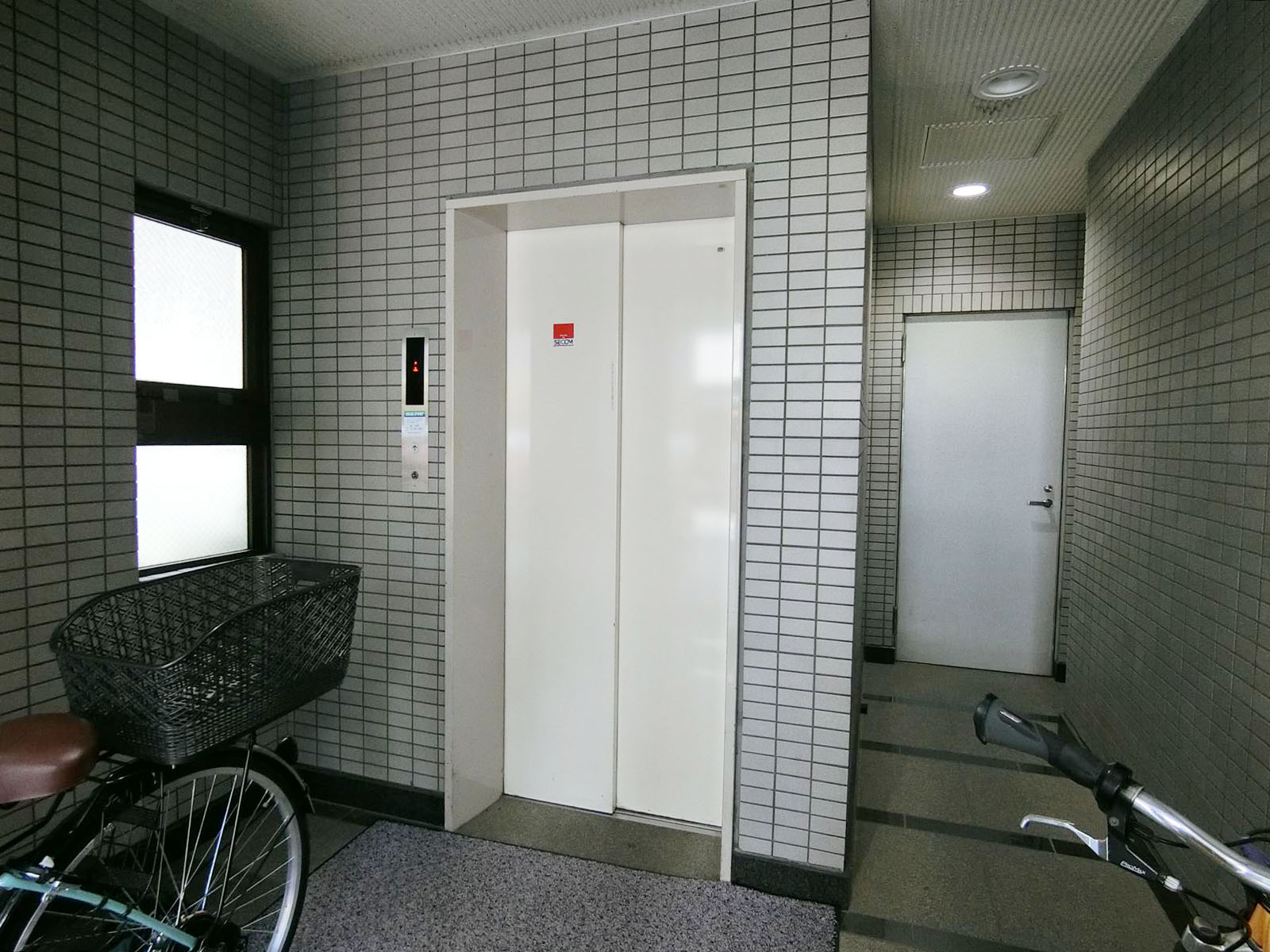 エレベーター