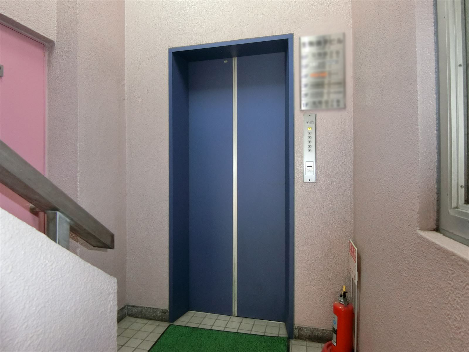 エレベーター