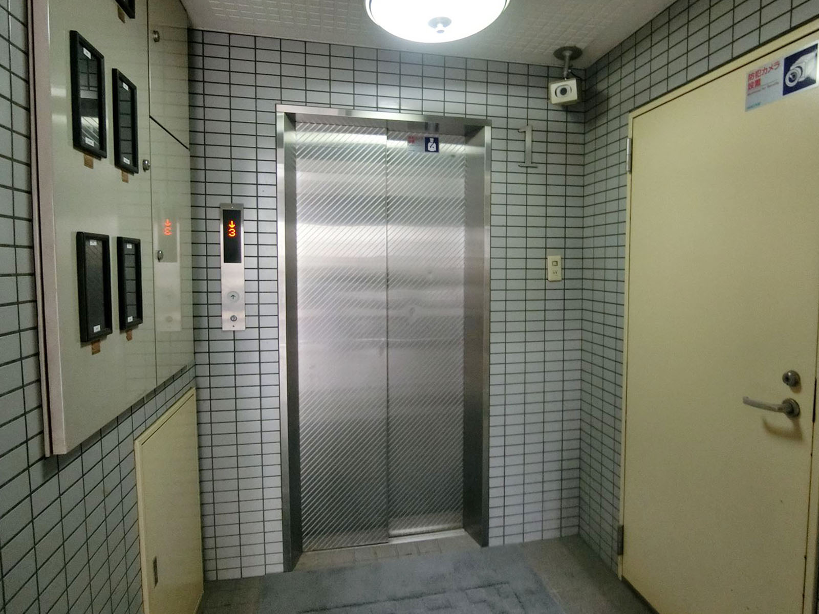 エレベーター