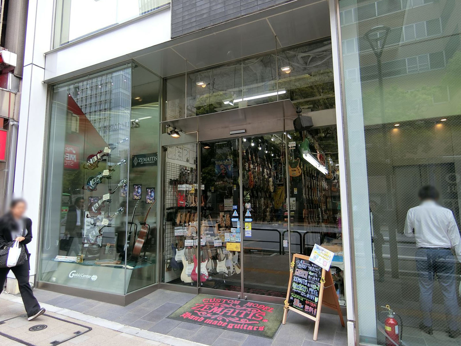1階店舗の様子