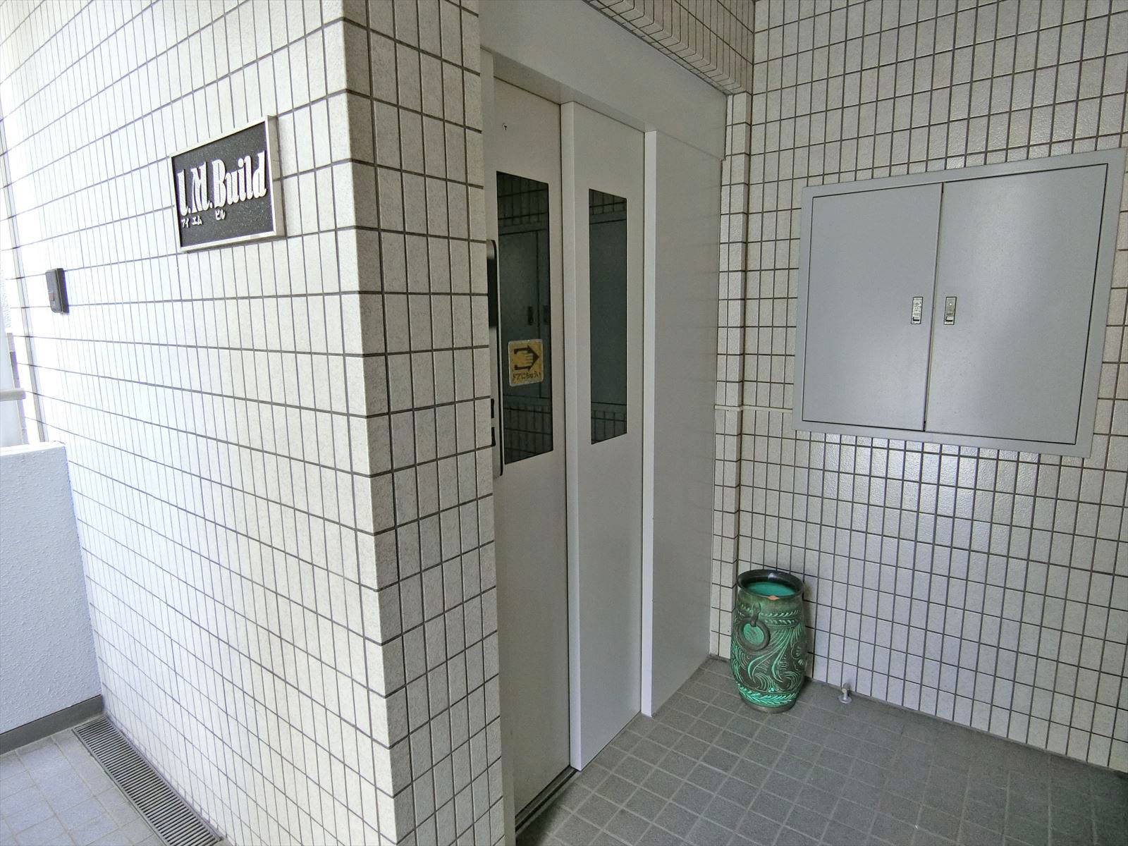 エレベーター