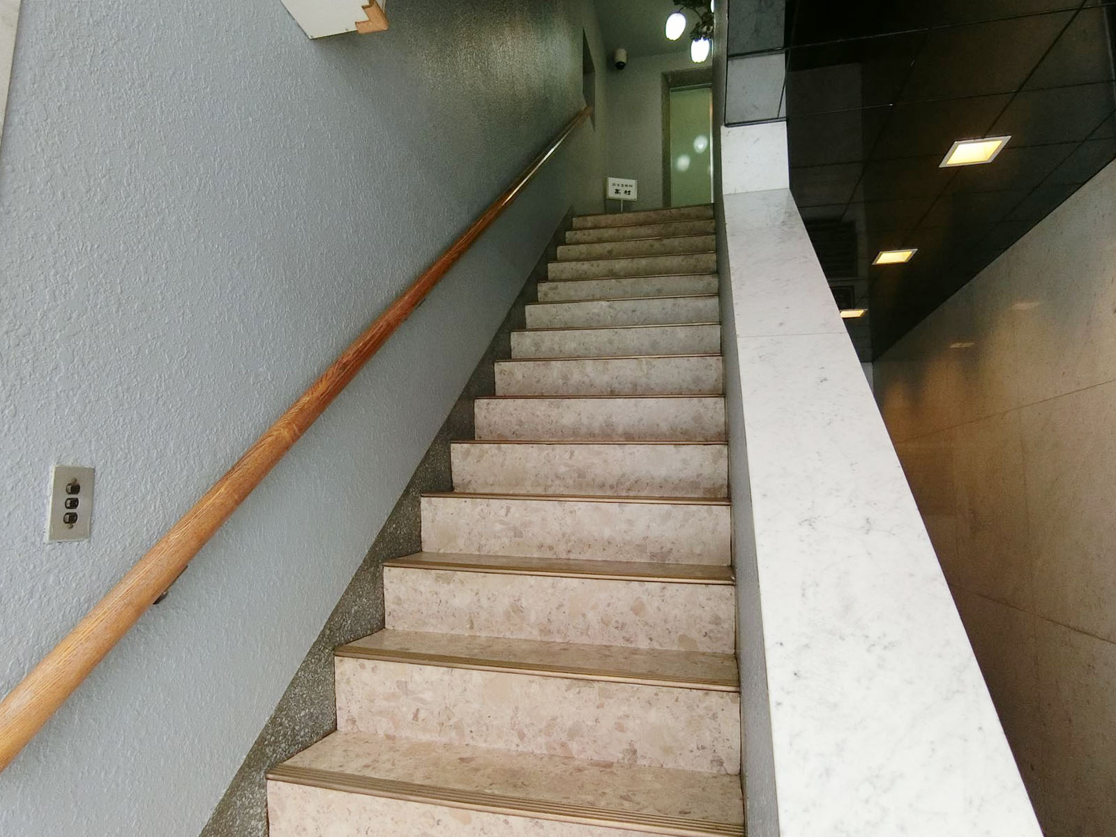 内階段