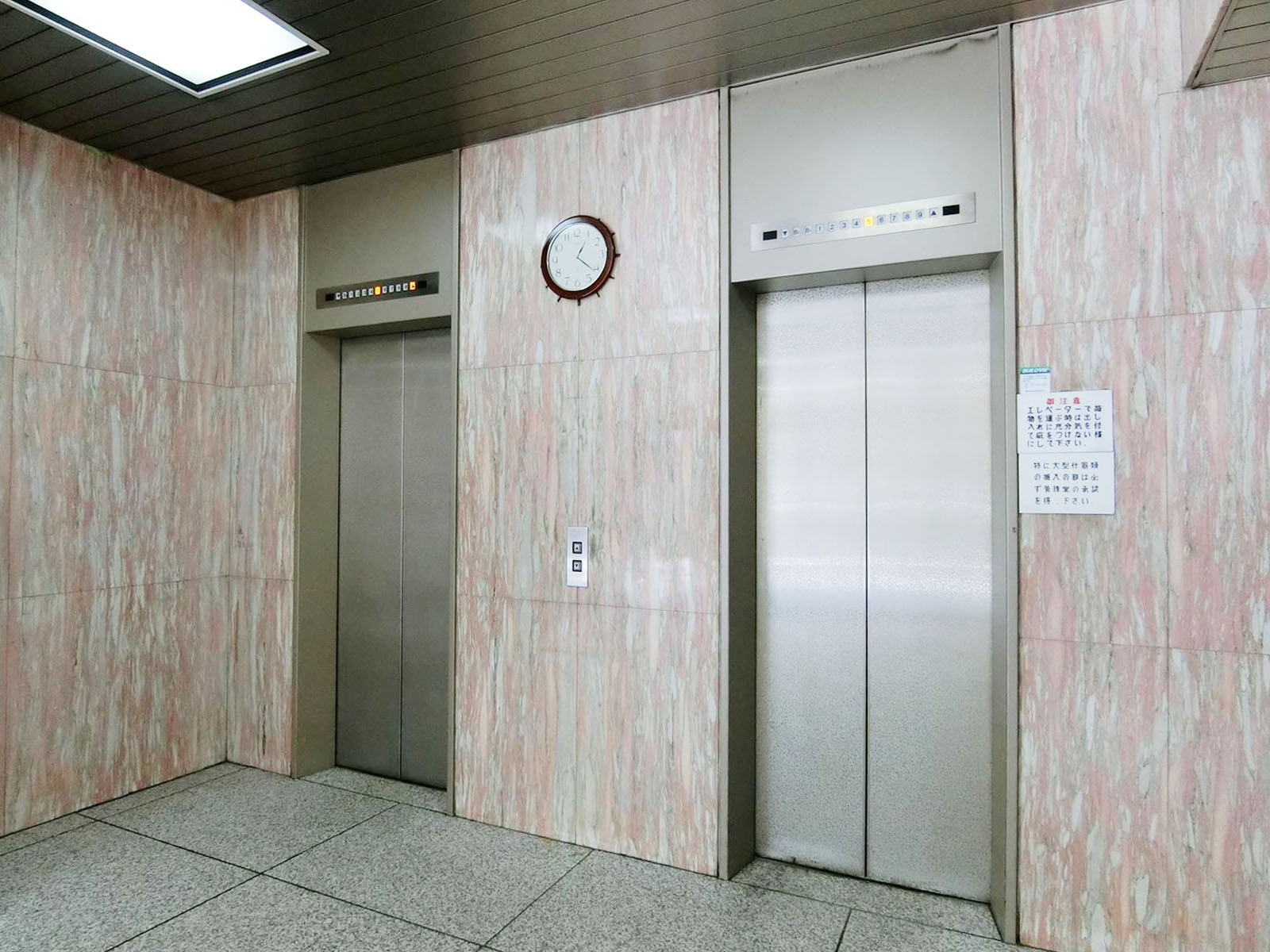 エレベーター