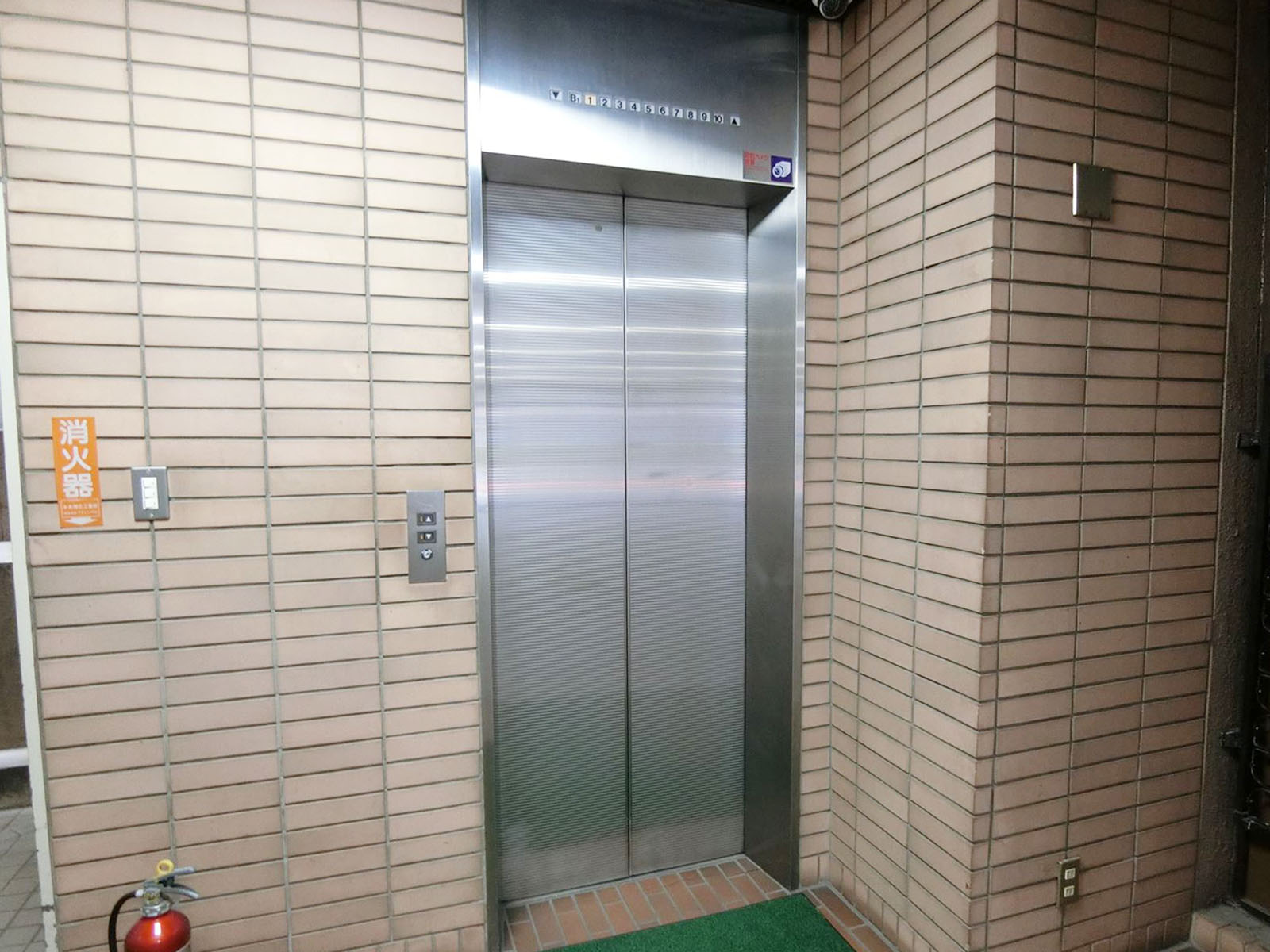 エレベーター