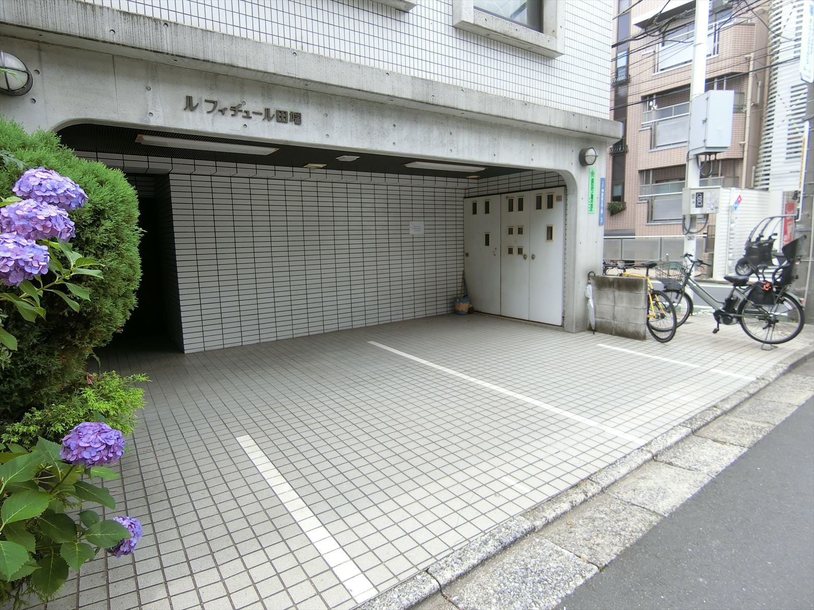 駐車場