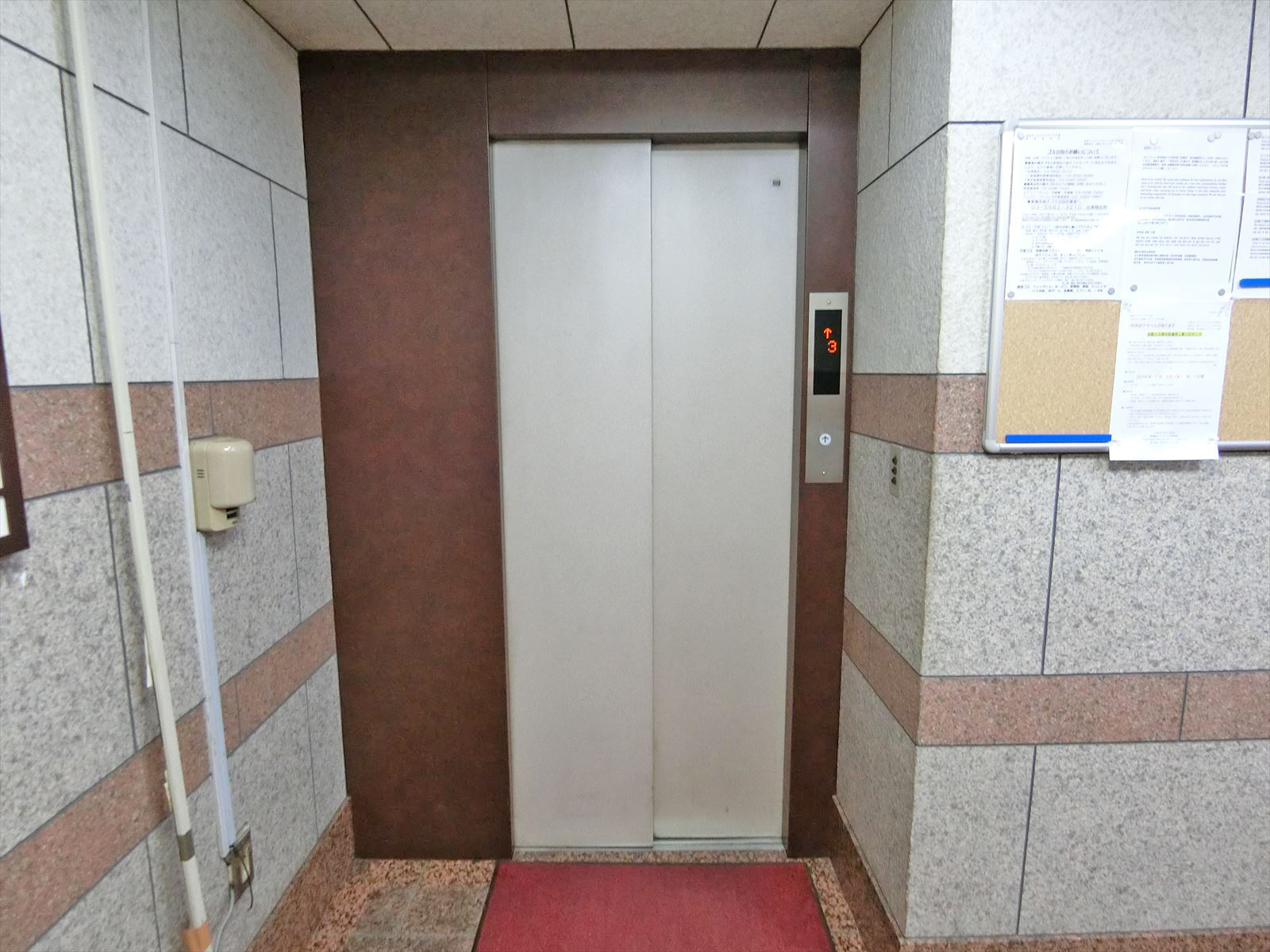 エレベーター