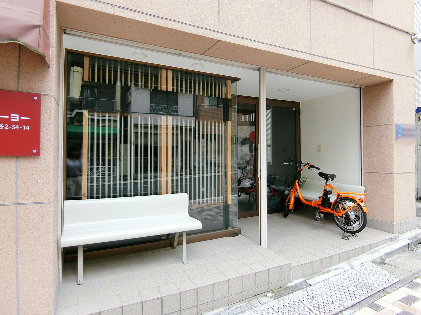 1階テナントの様子