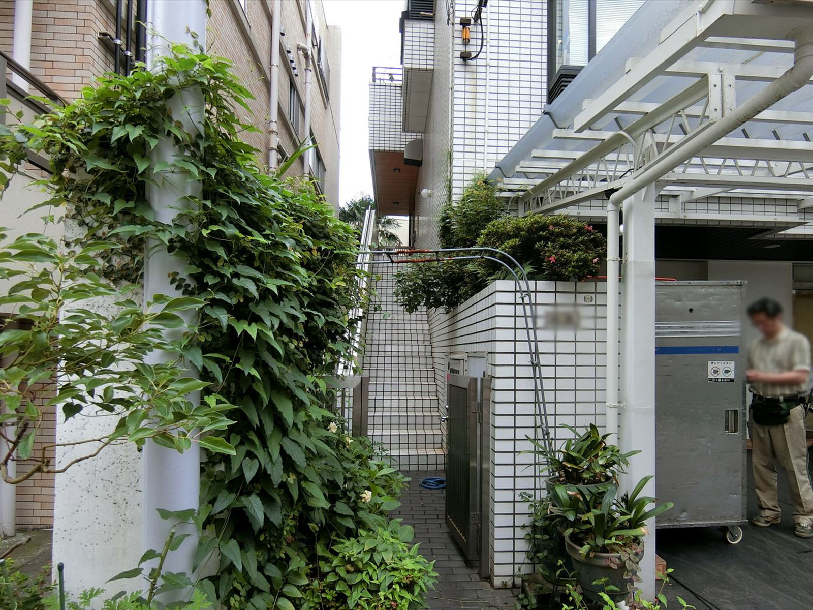 物件出入口