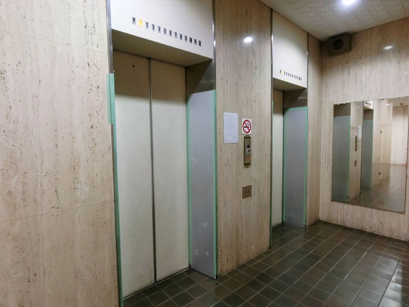 エレベーター