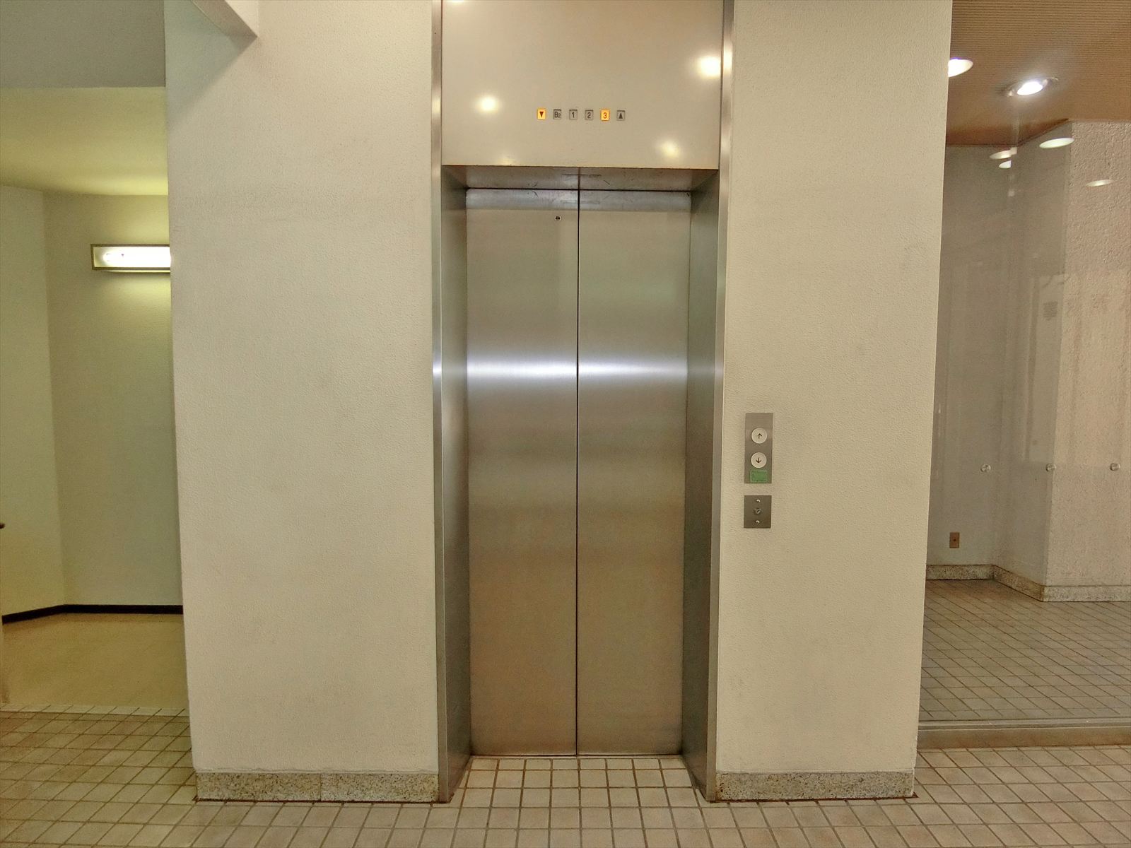 エレベーター