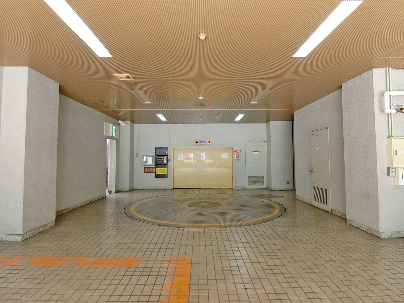 駐車場併設