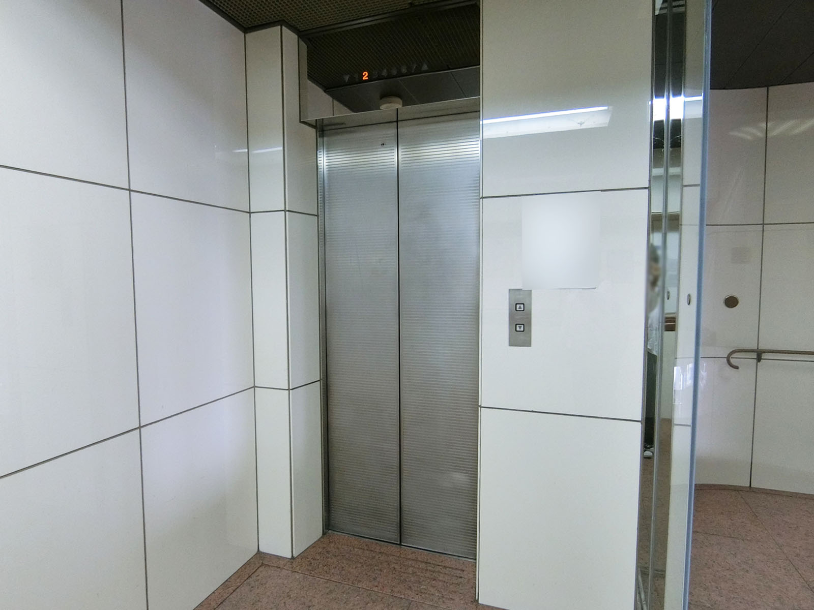 エレベーター