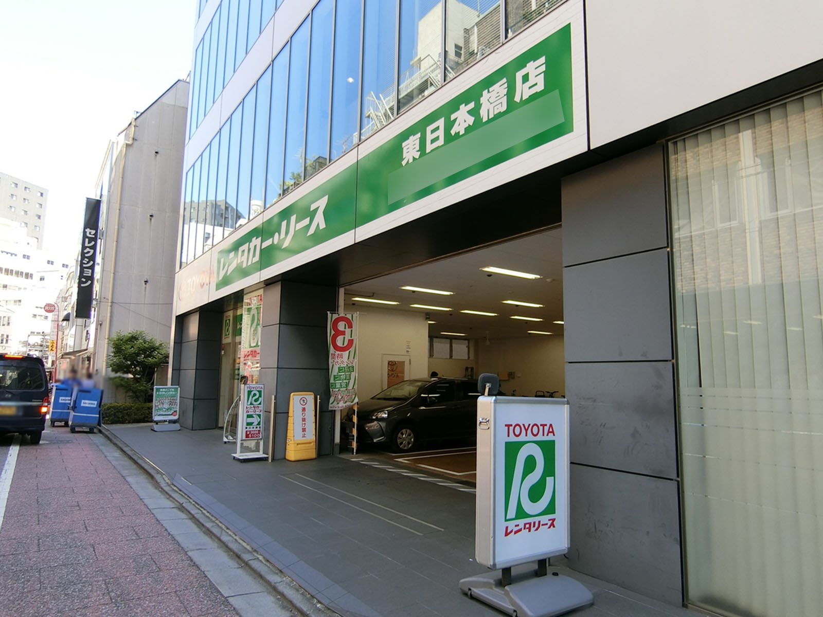 1階テナントの様子