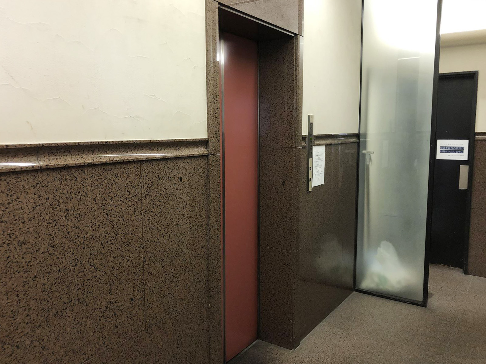 エレベーター