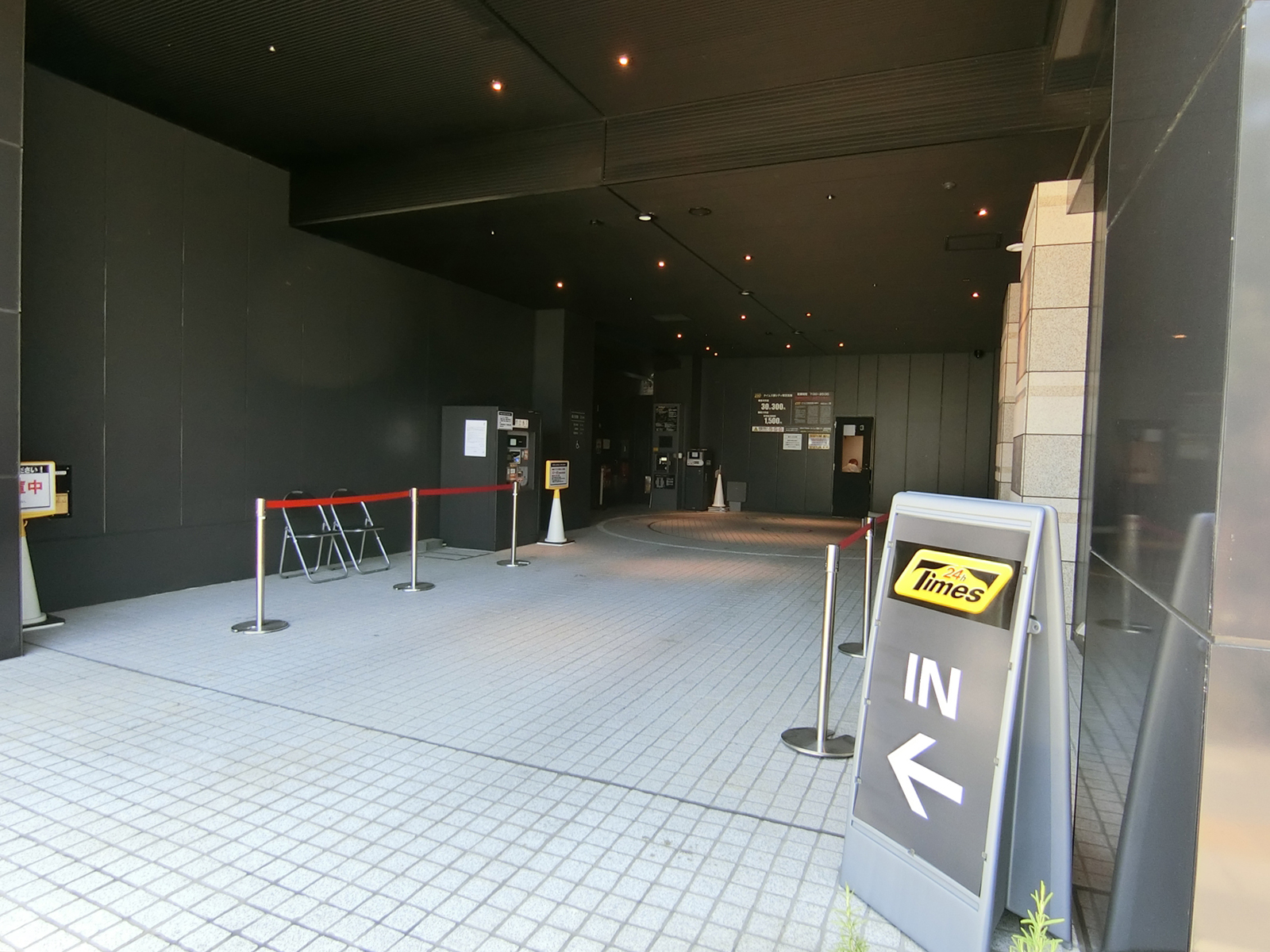 駐車場はTimez