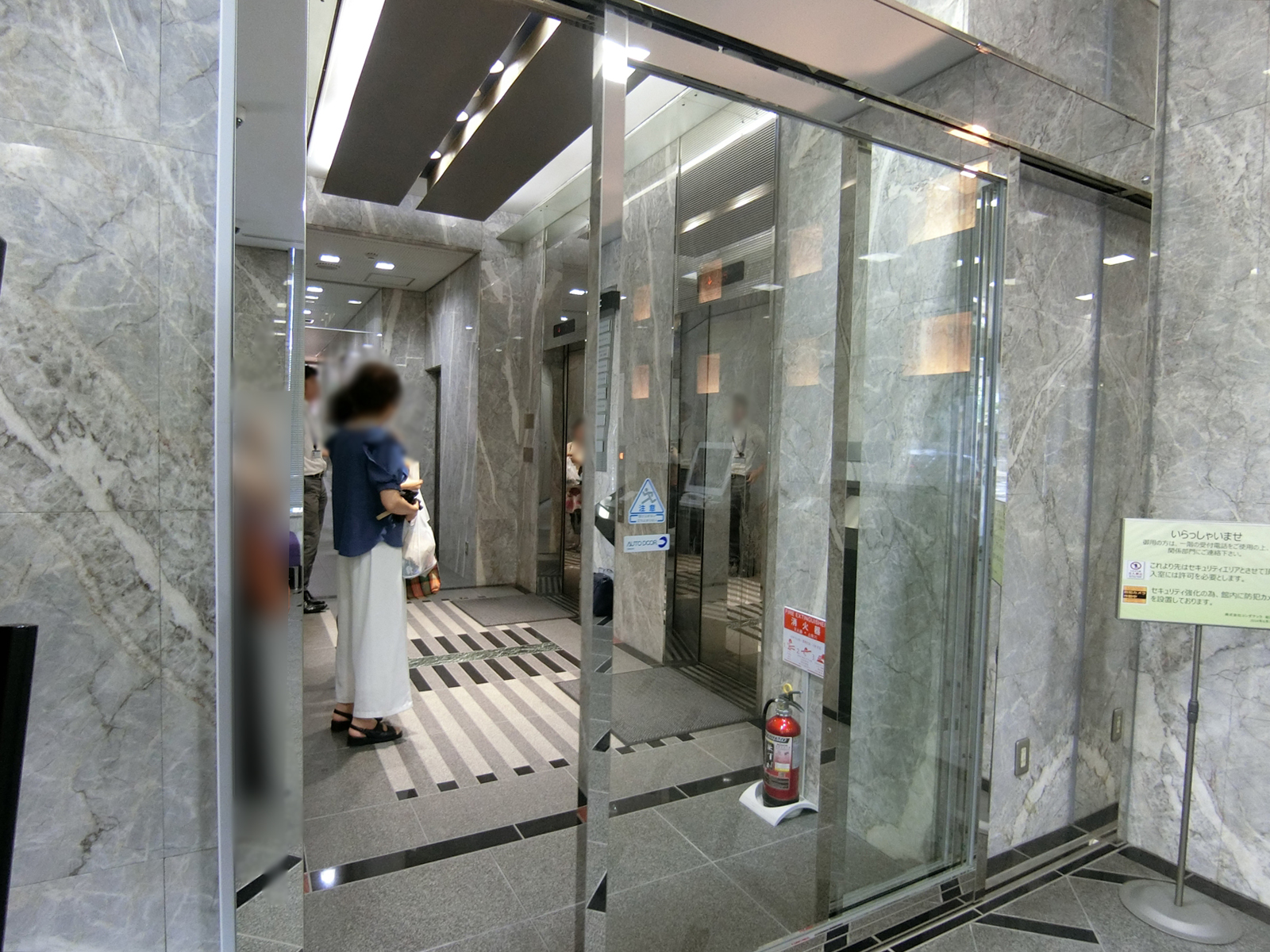 エレベーターホール