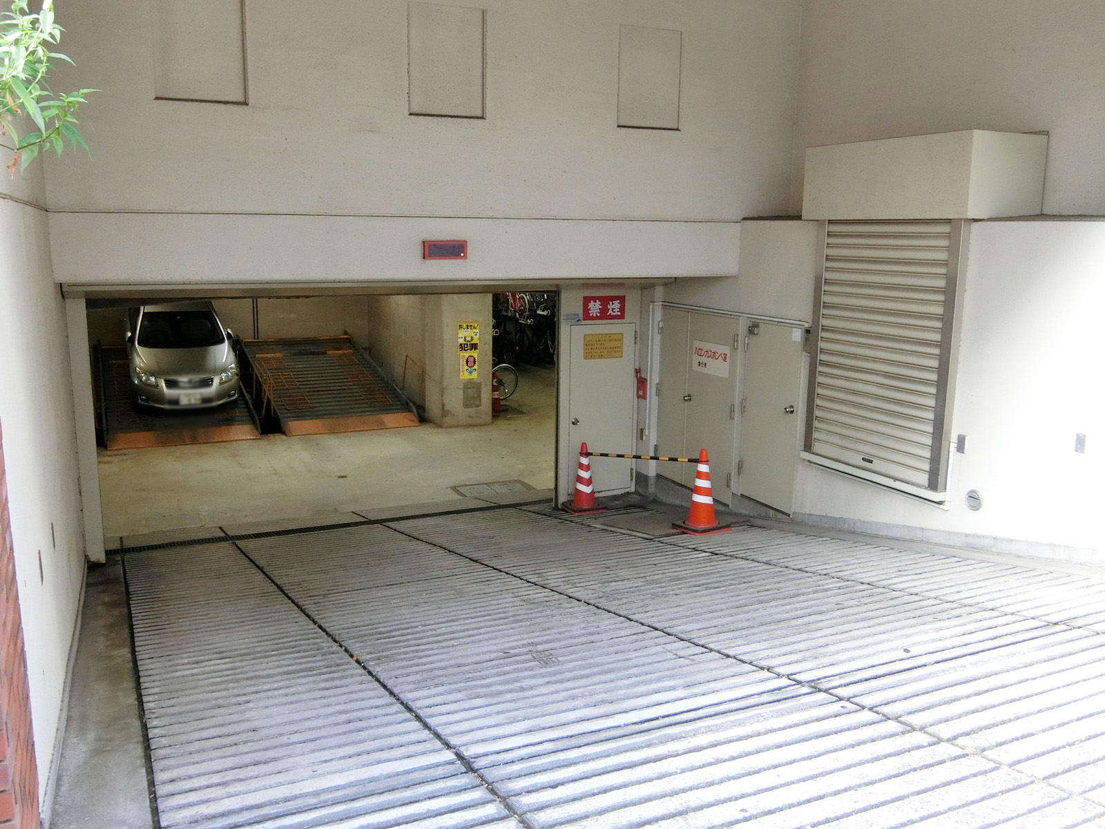 駐車場