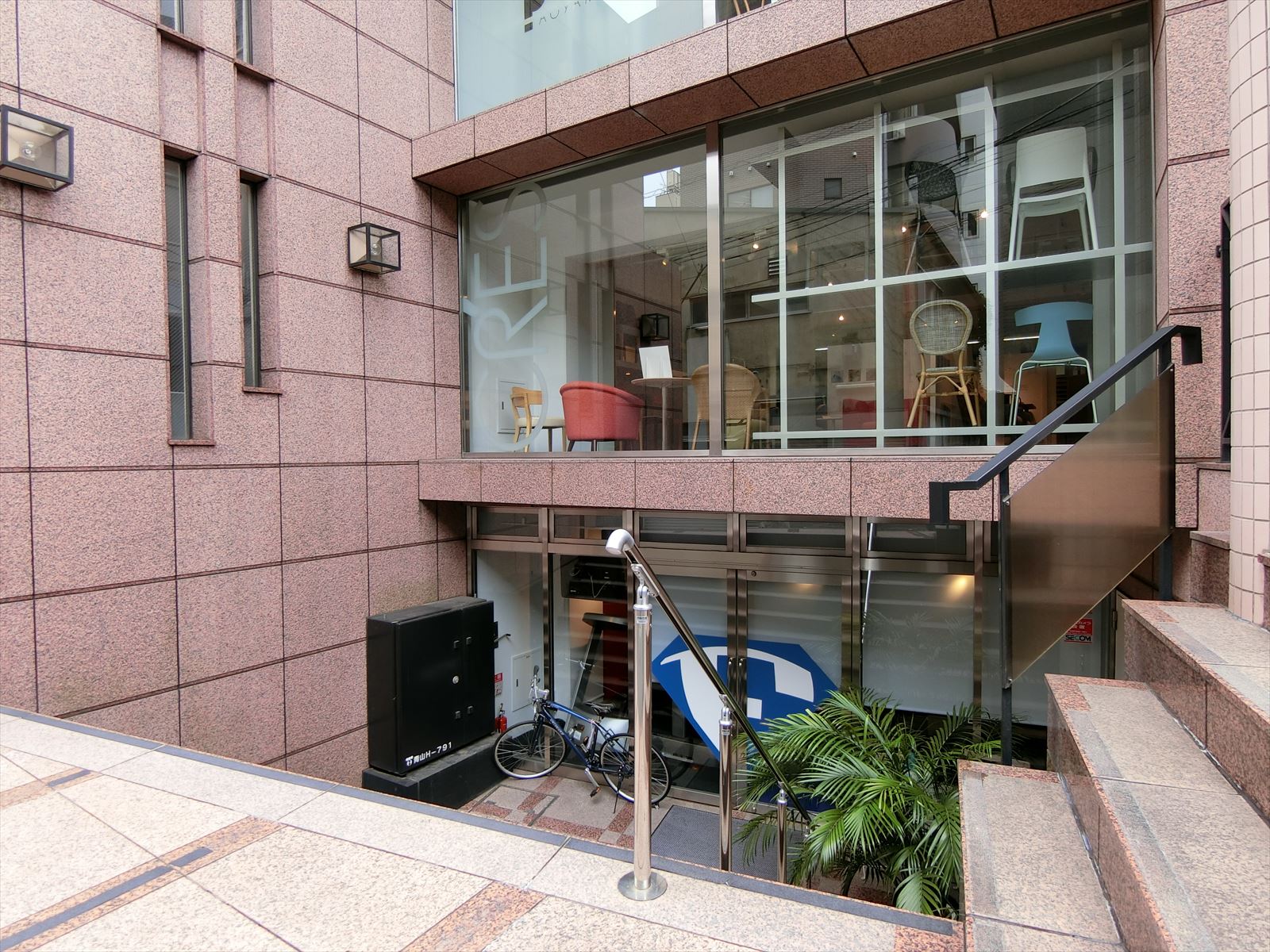外エントランス