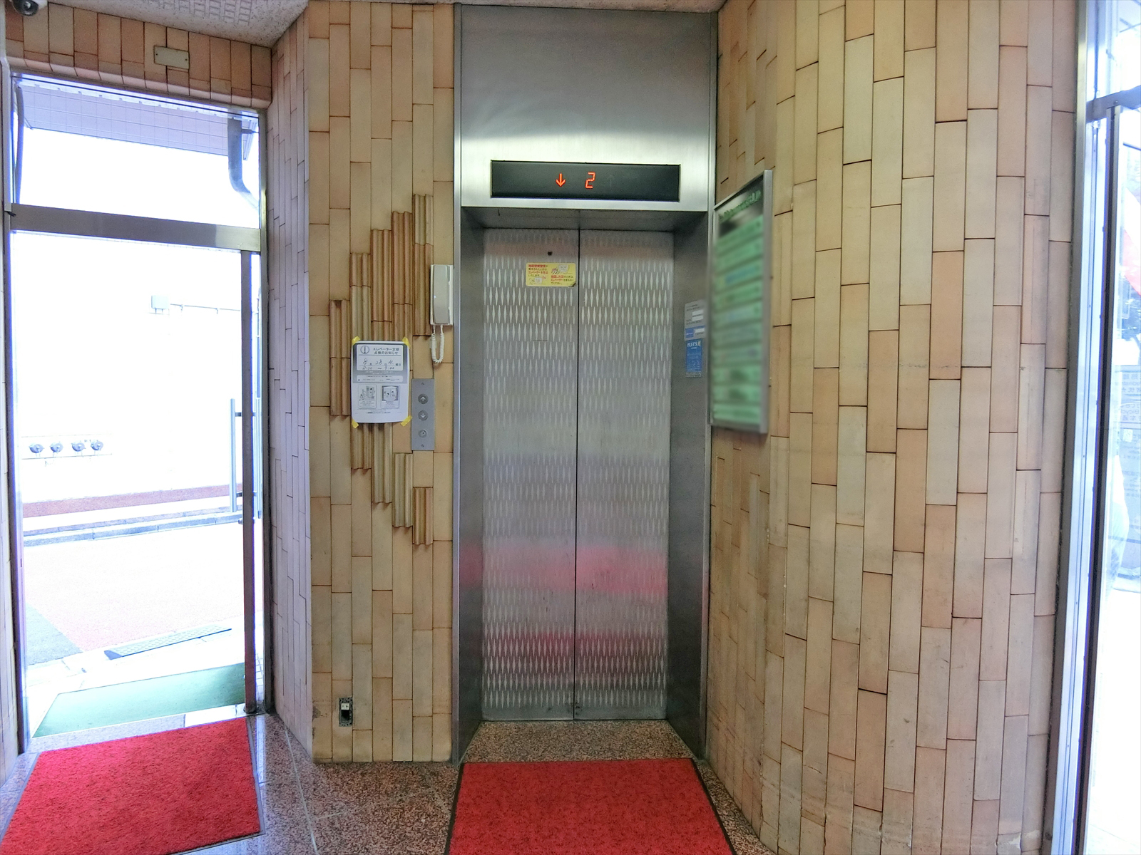 エレベーター
