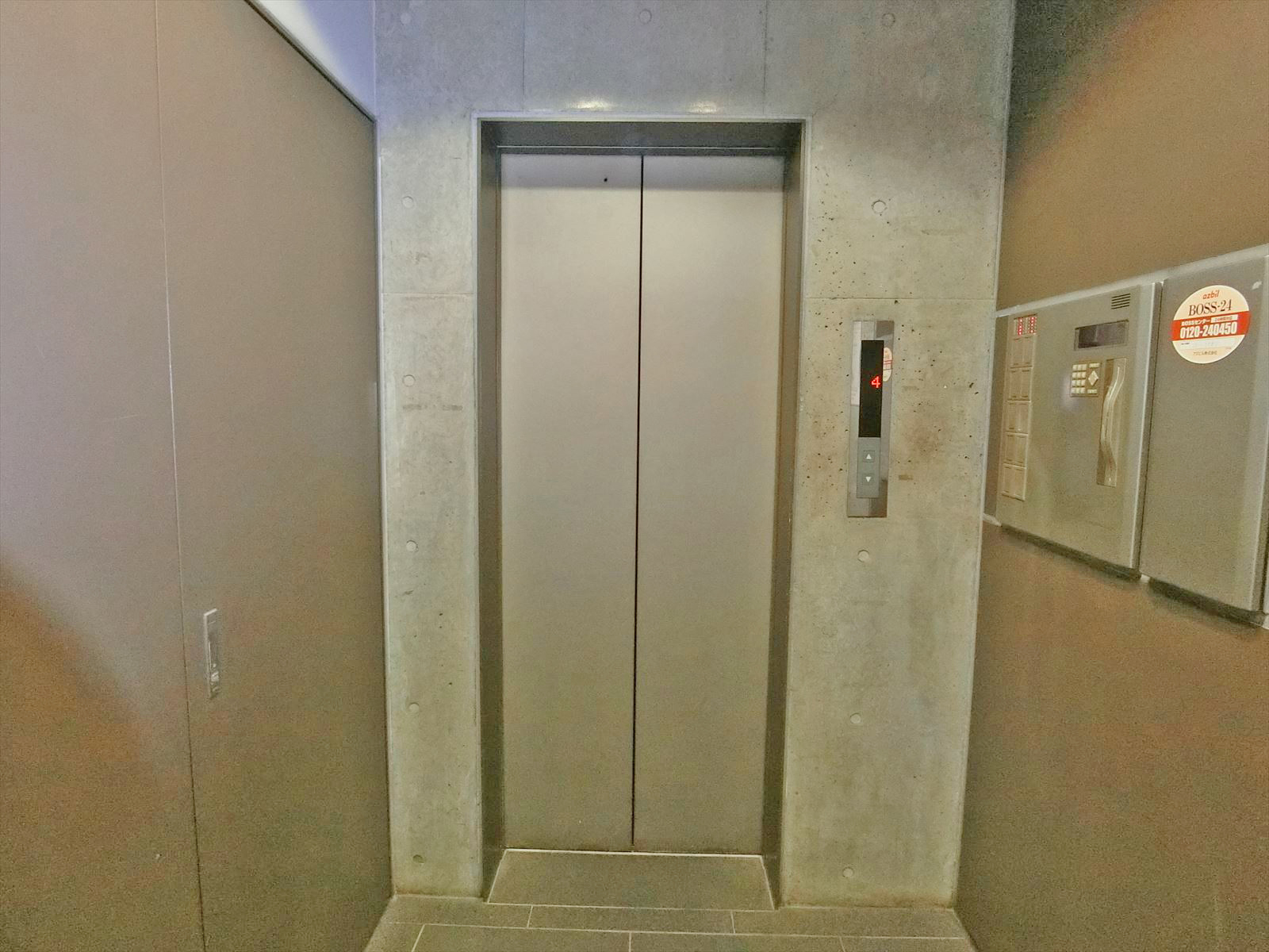 エレベーター
