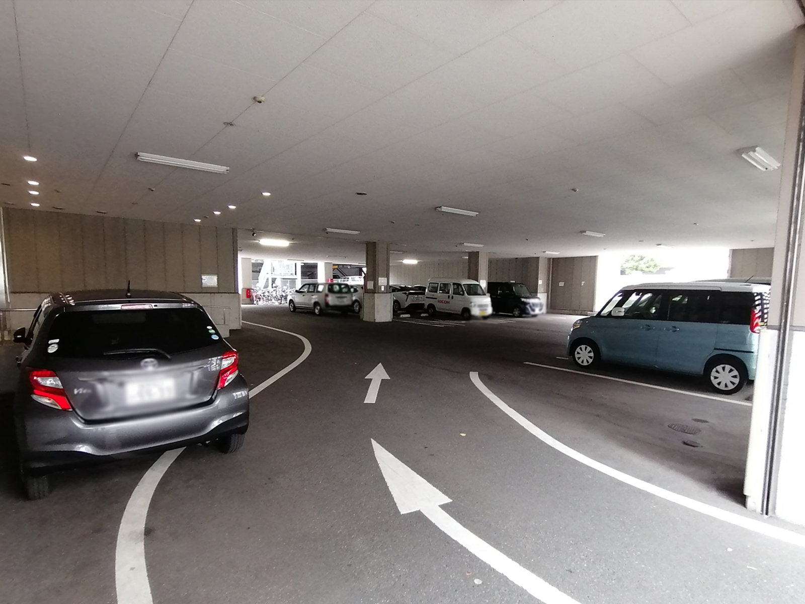 駐車場