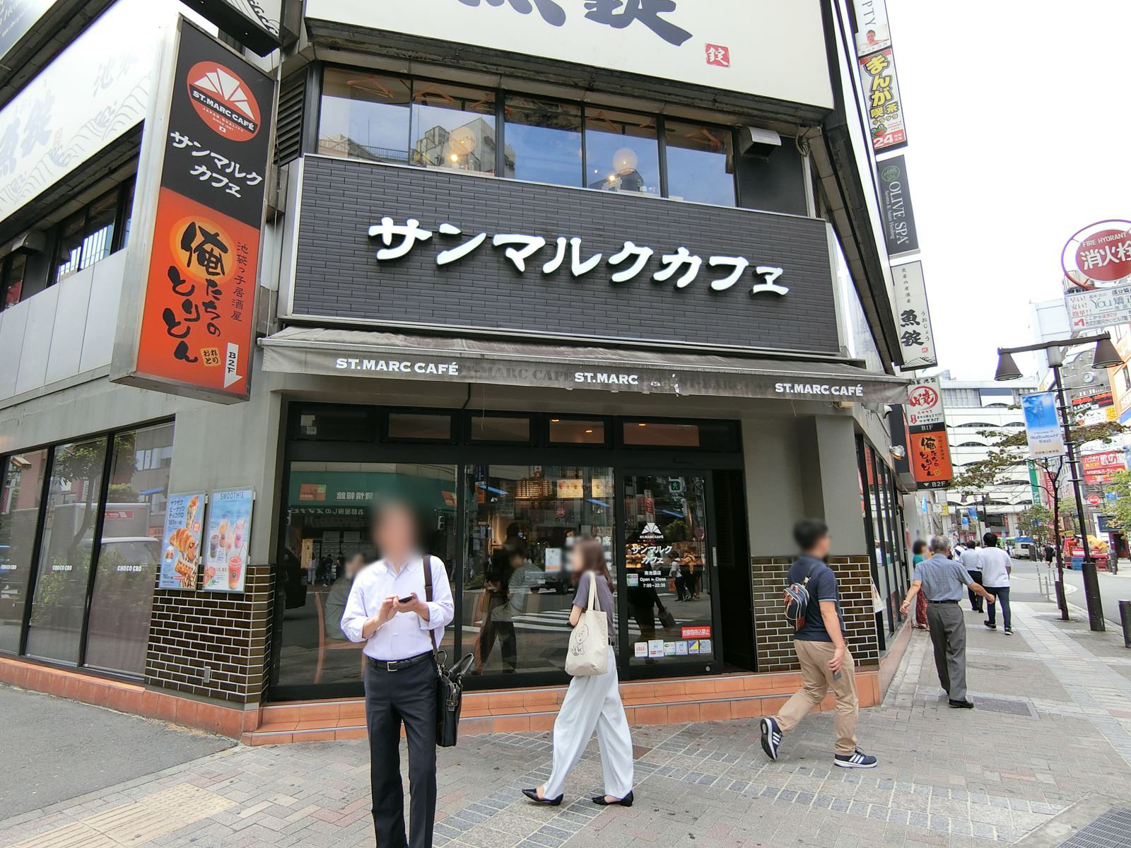 1階のサンマルクカフェ南池袋店